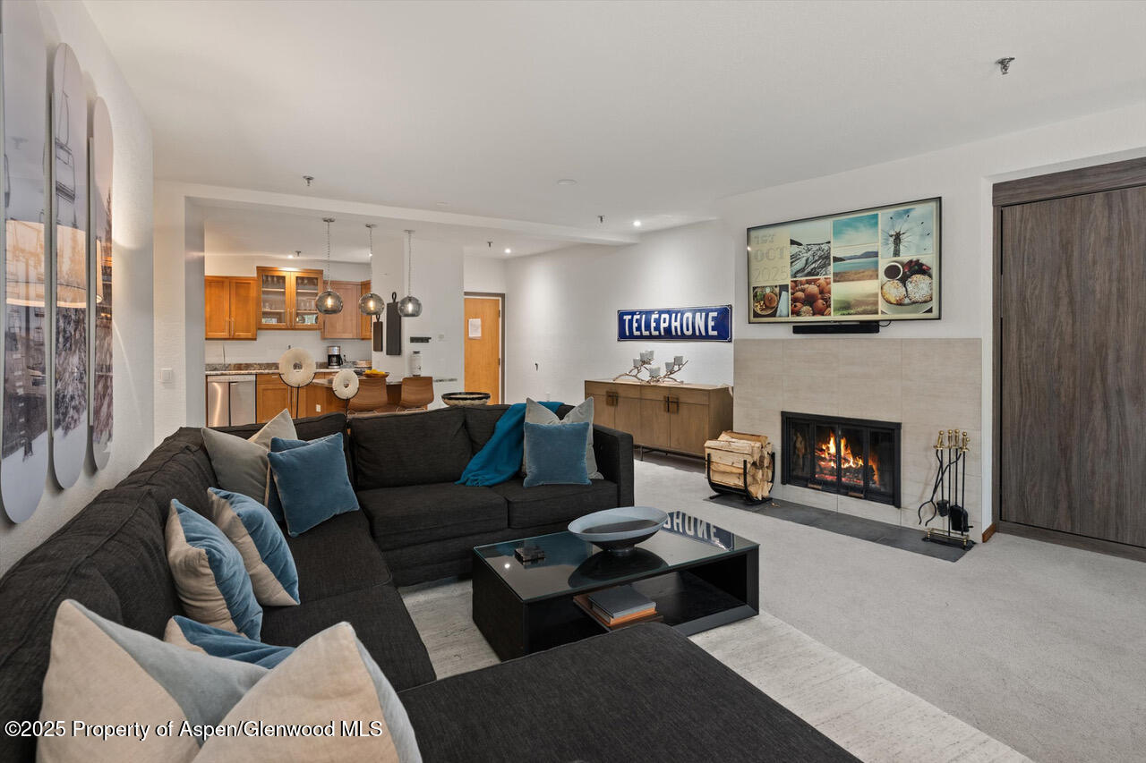 425 Wood Road, 19