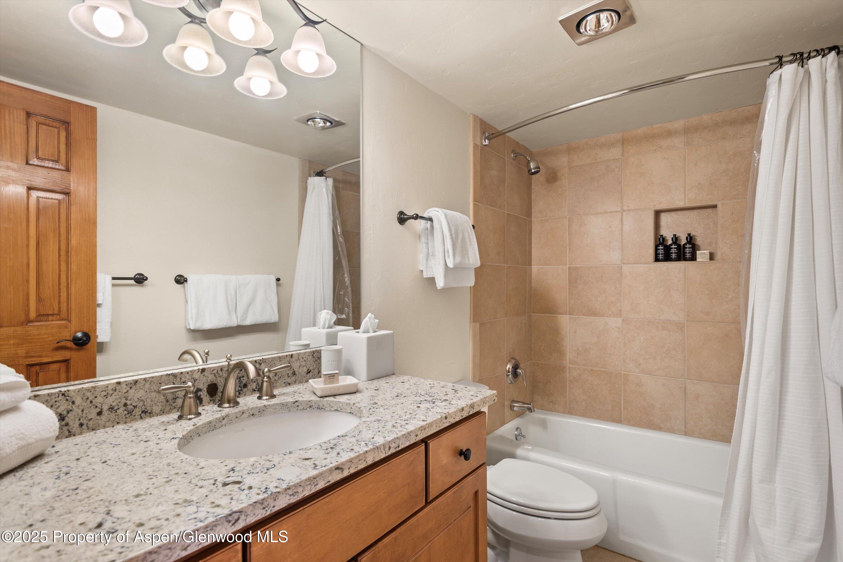 855 CARRIAGE Way 309