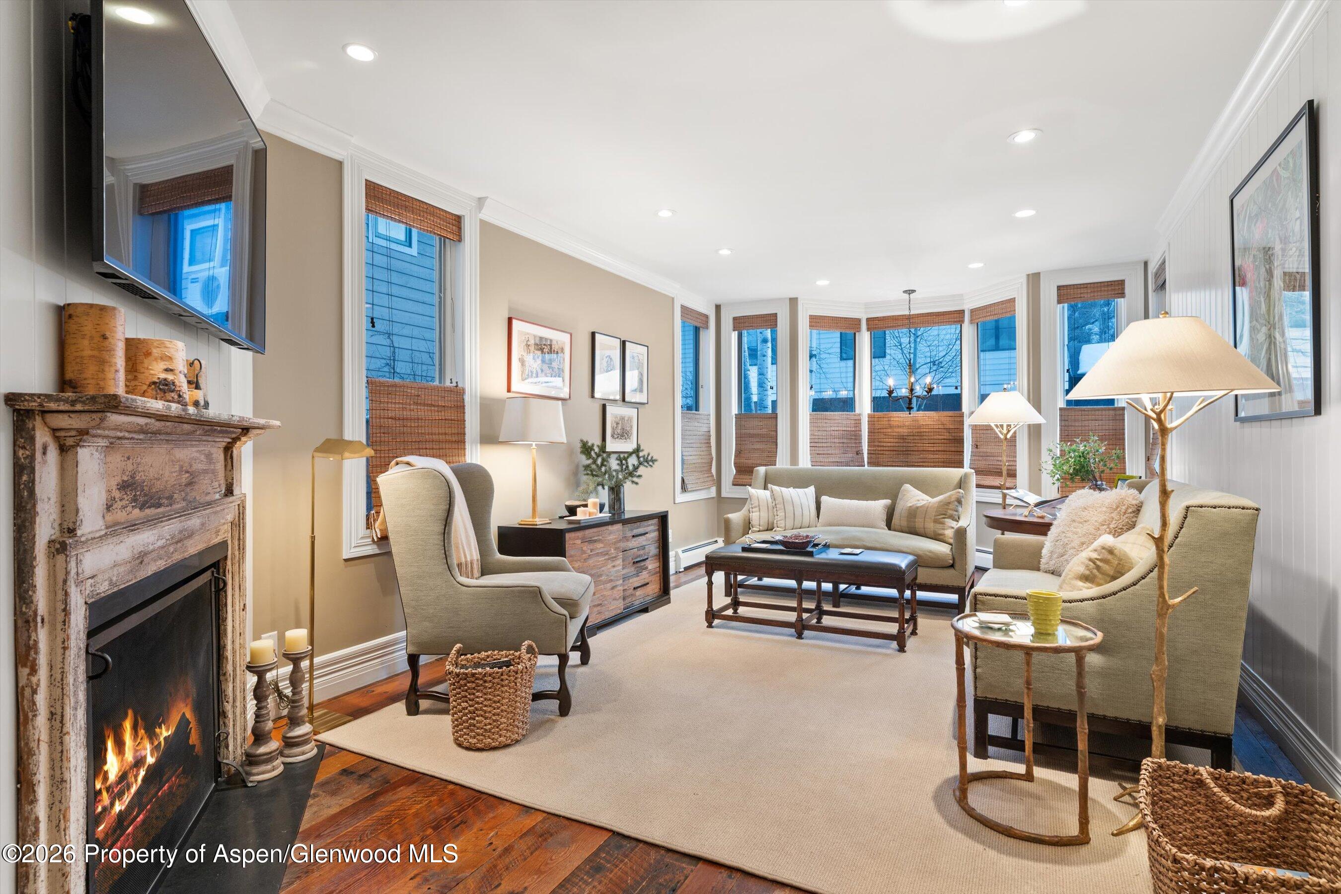 215 W Bleeker Street