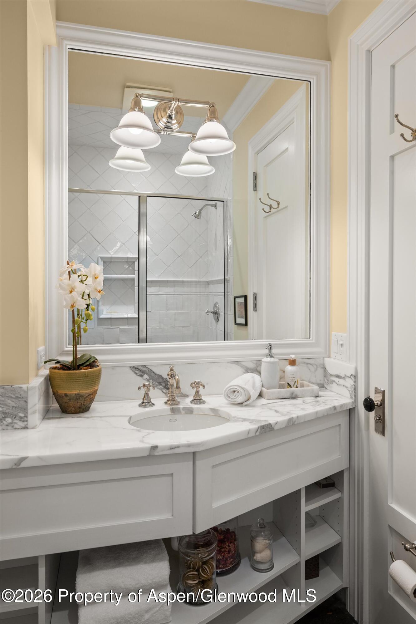 215 W Bleeker Street