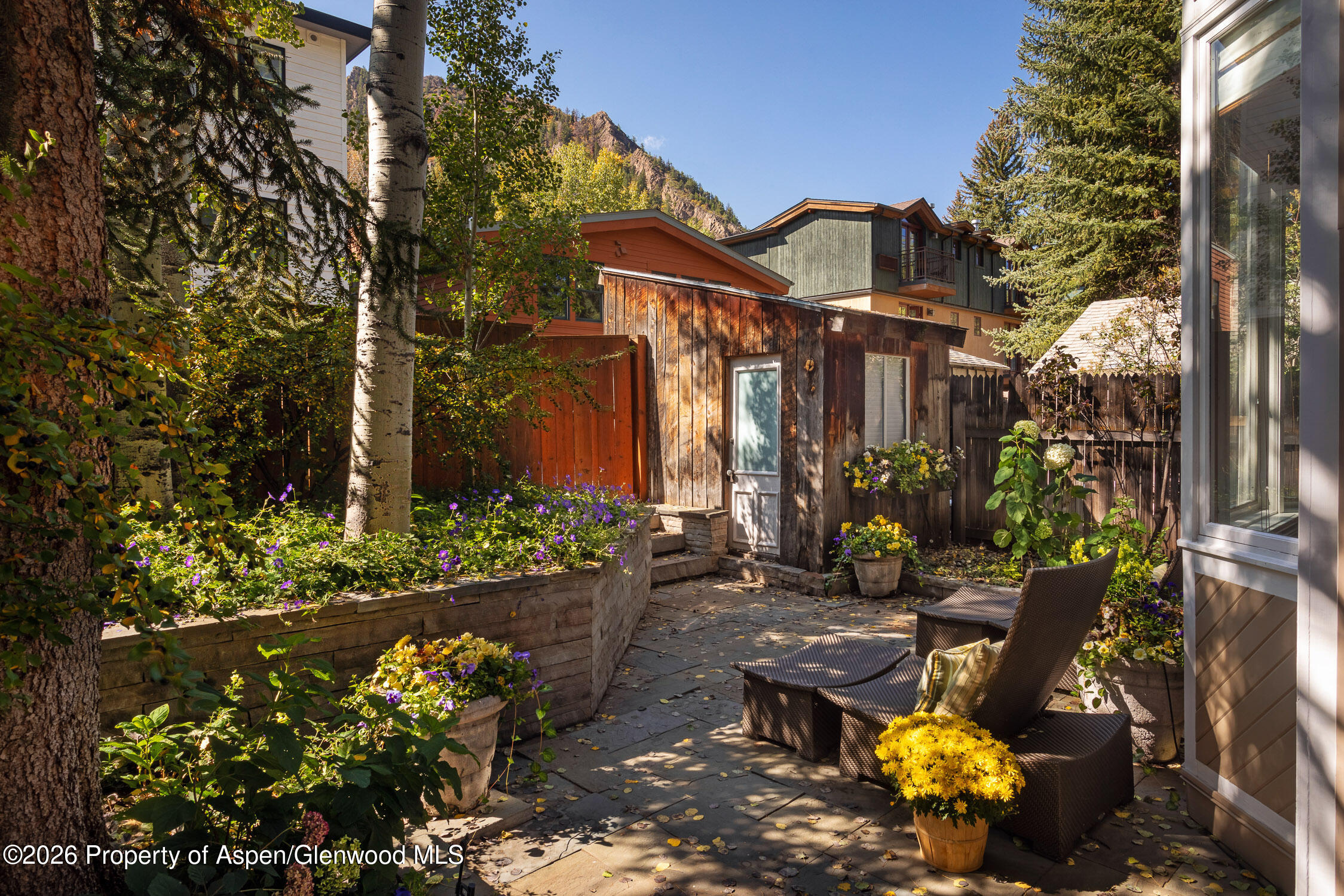 215 W Bleeker Street