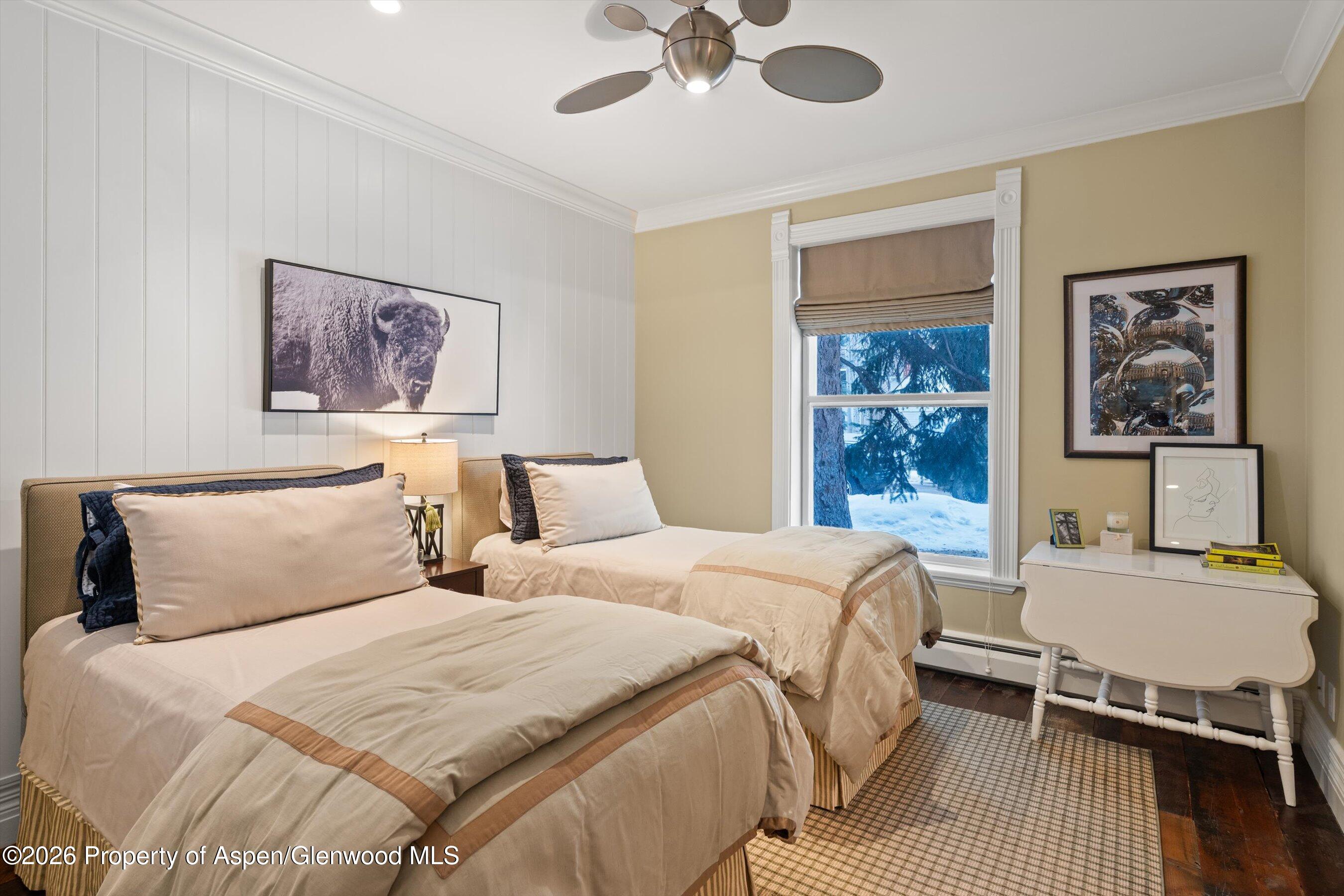 215 W Bleeker Street