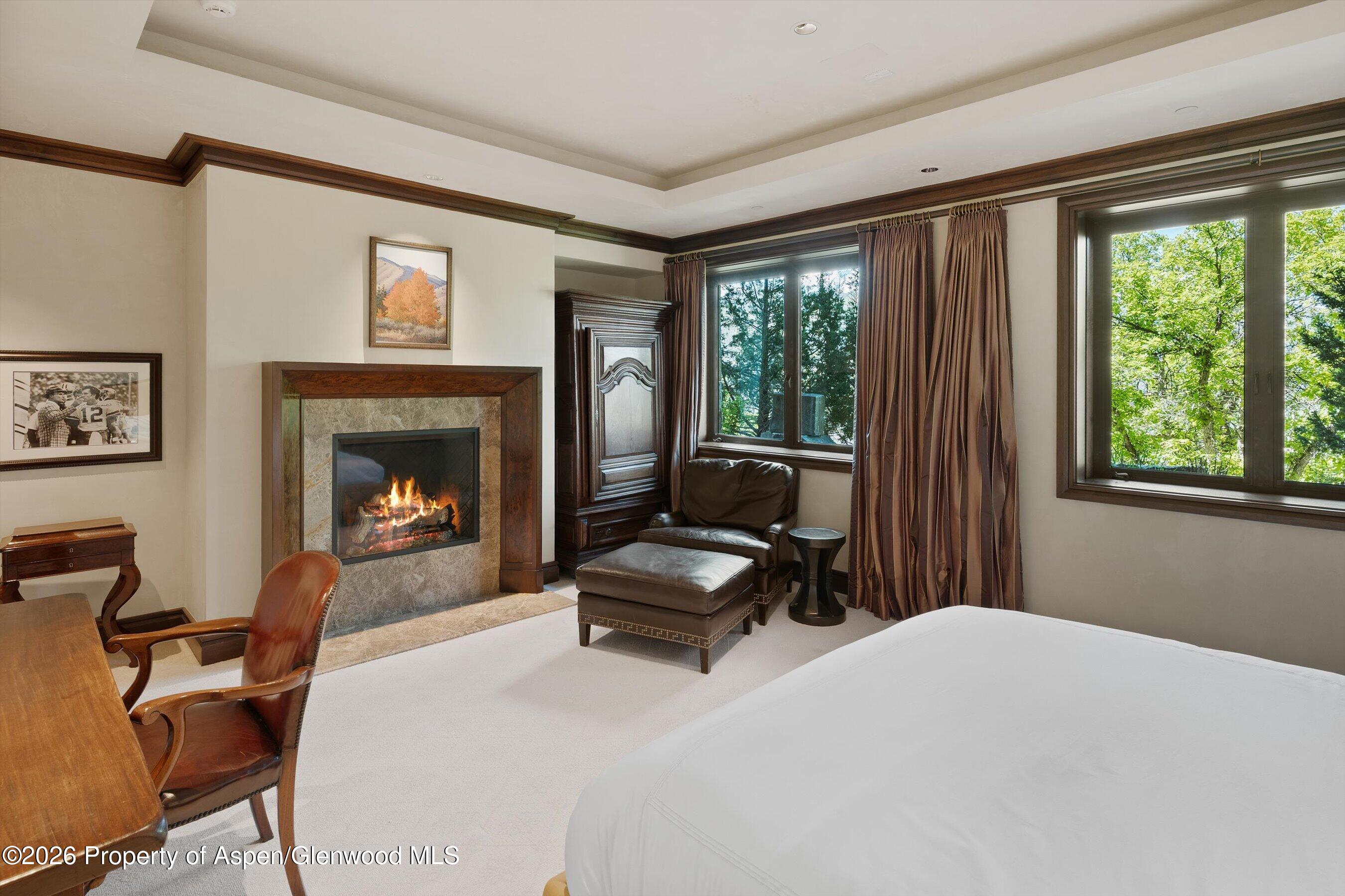 155 & 200 Sabin Drive