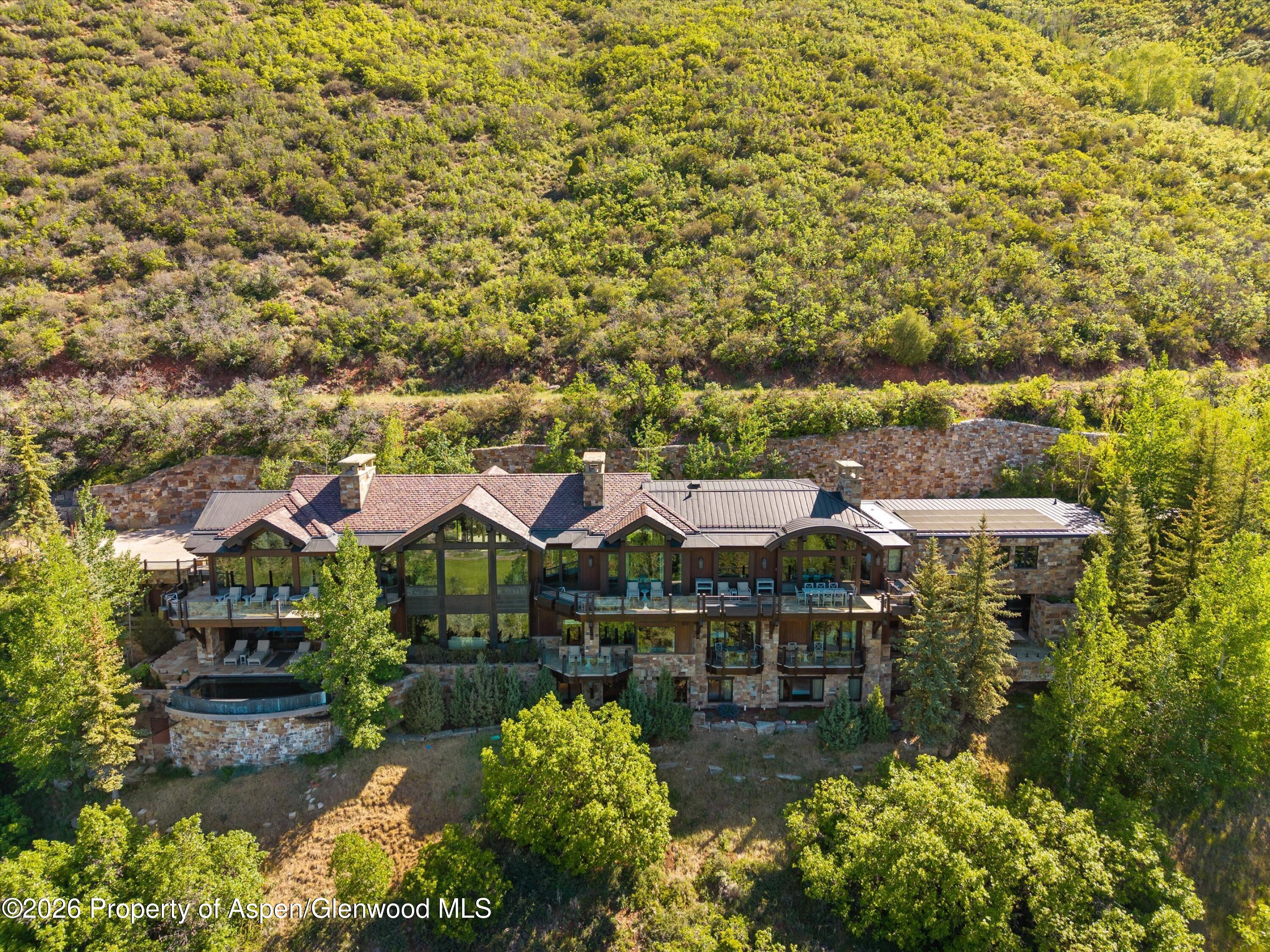 155 & 200 Sabin Drive
