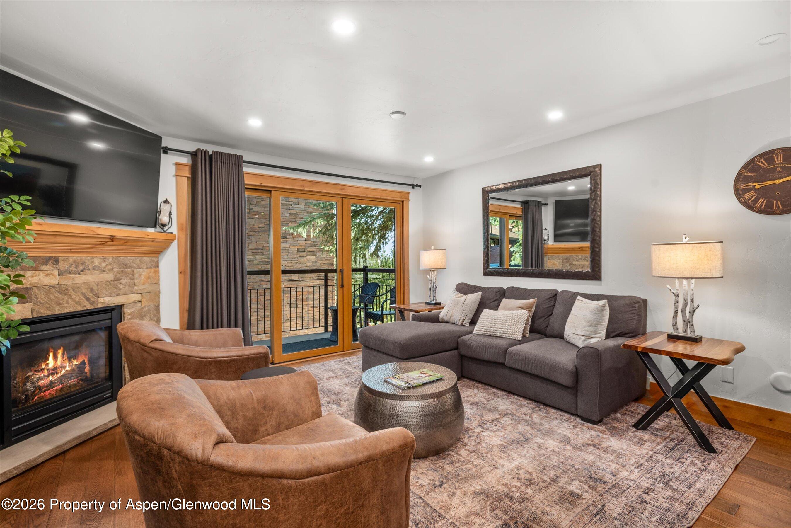 400 Wood Road H-2113