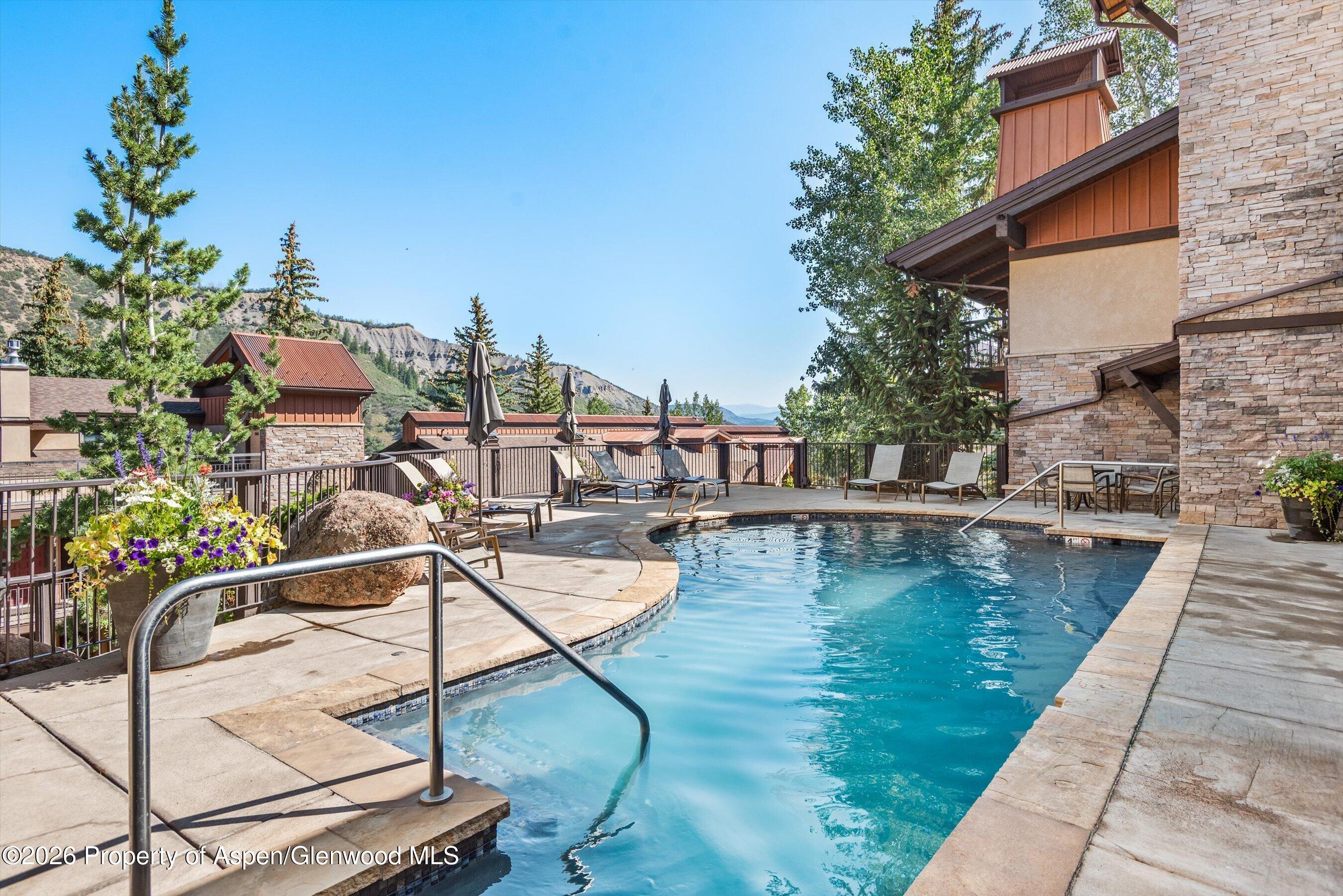 400 Wood Road H-2113