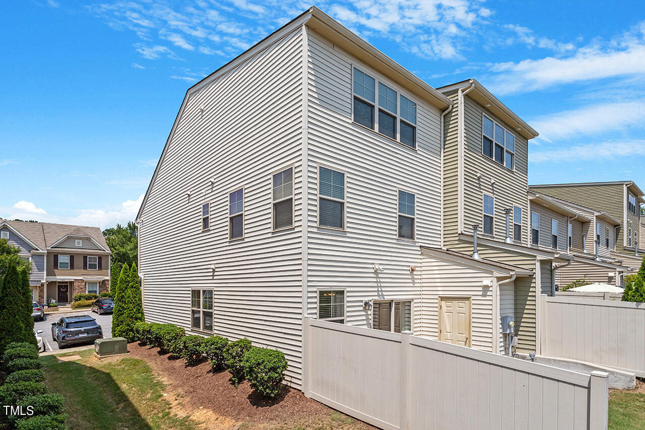 6418 Swatner Drive