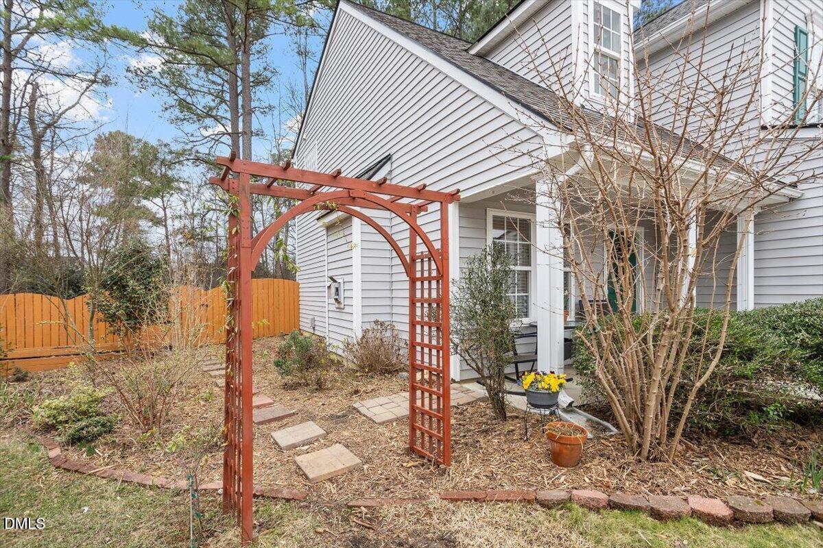 8300 Eel Court
