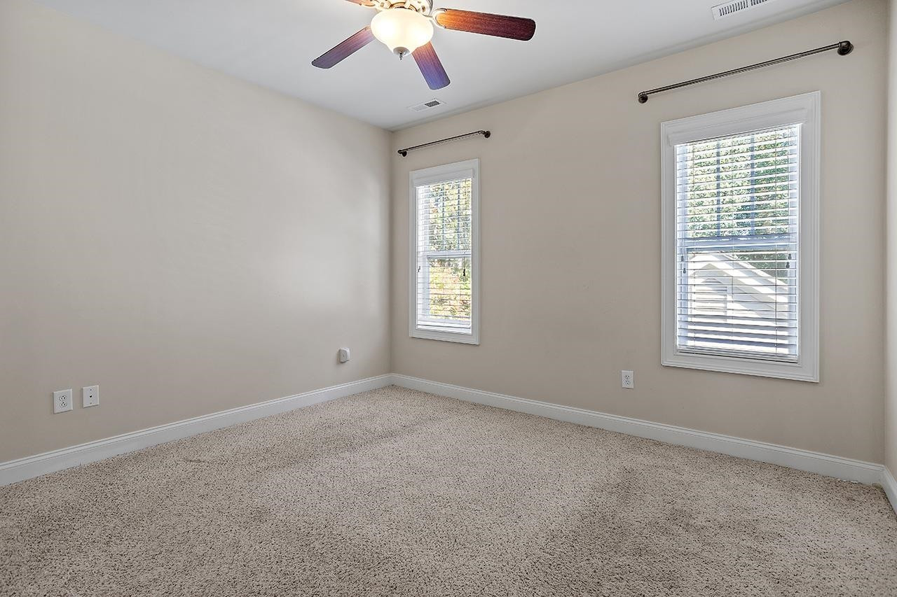 5017 Sunny Creek Lane