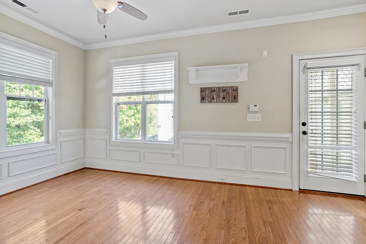 5017 Sunny Creek Lane