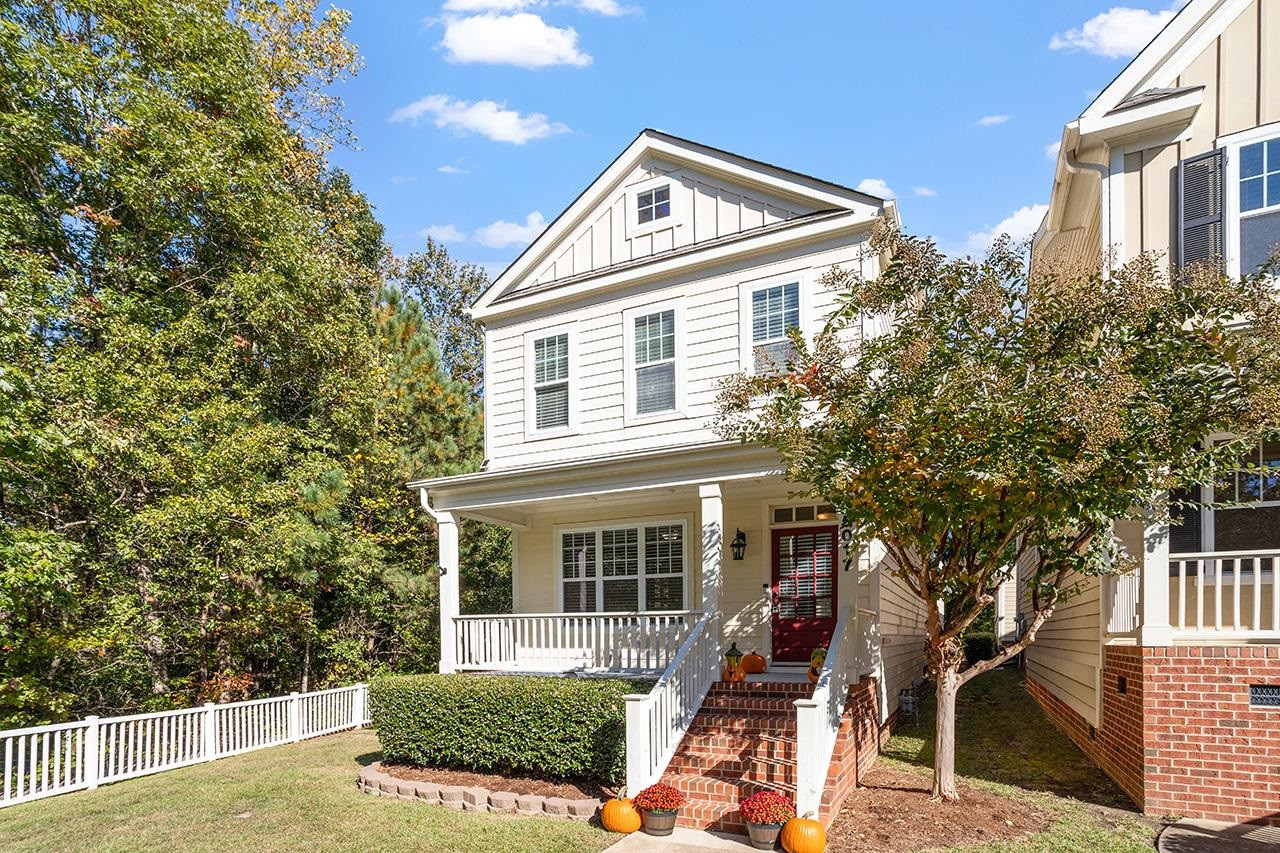 5017 Sunny Creek Lane