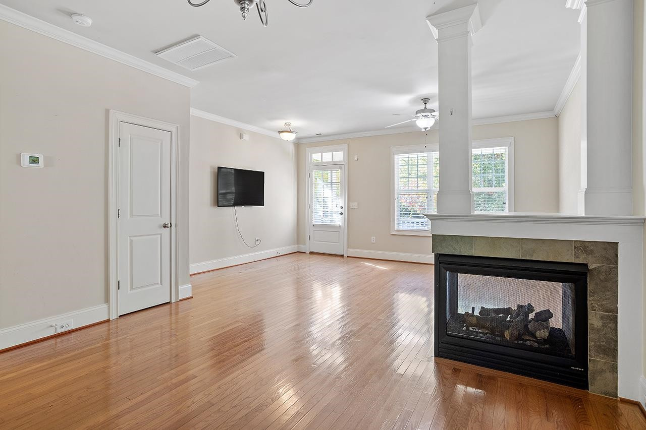 5017 Sunny Creek Lane
