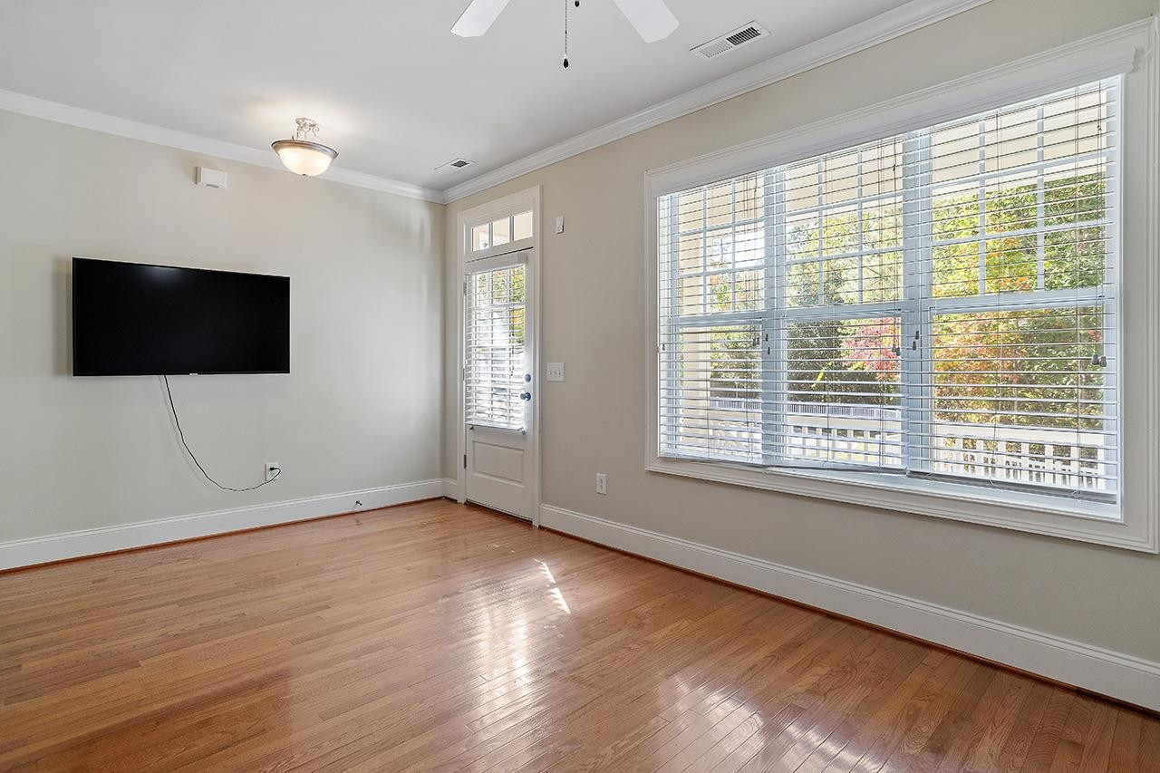 5017 Sunny Creek Lane