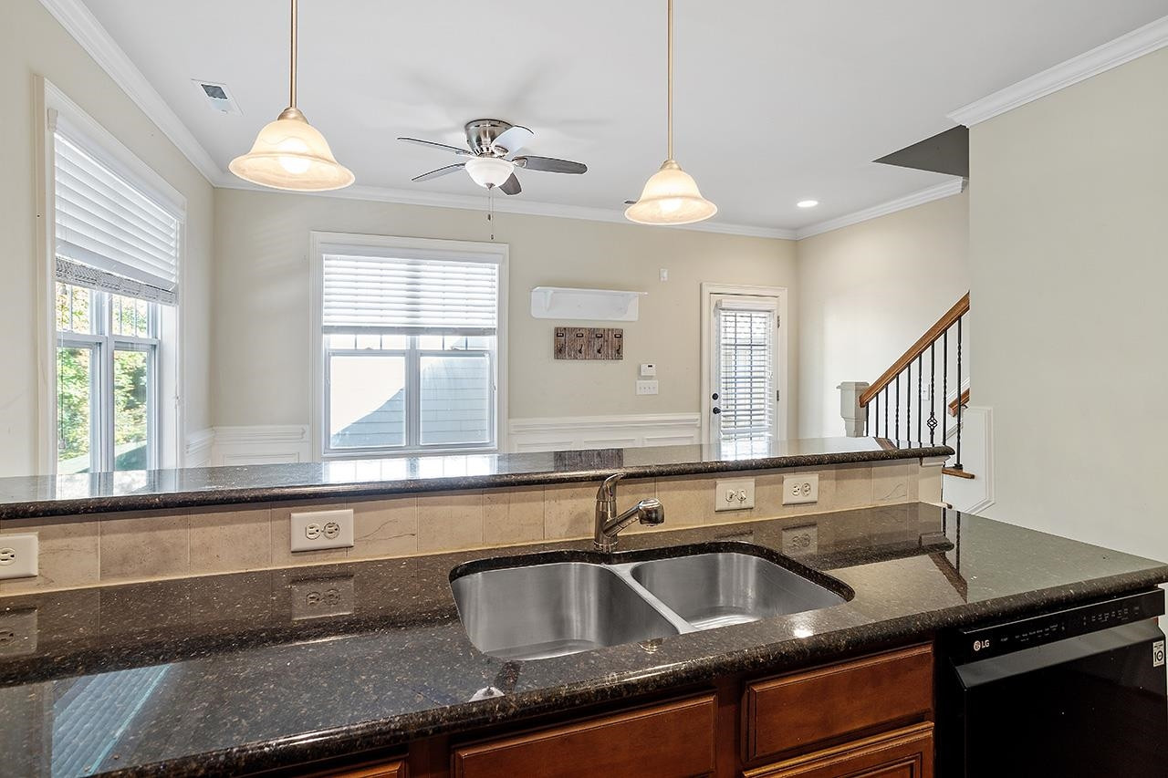 5017 Sunny Creek Lane