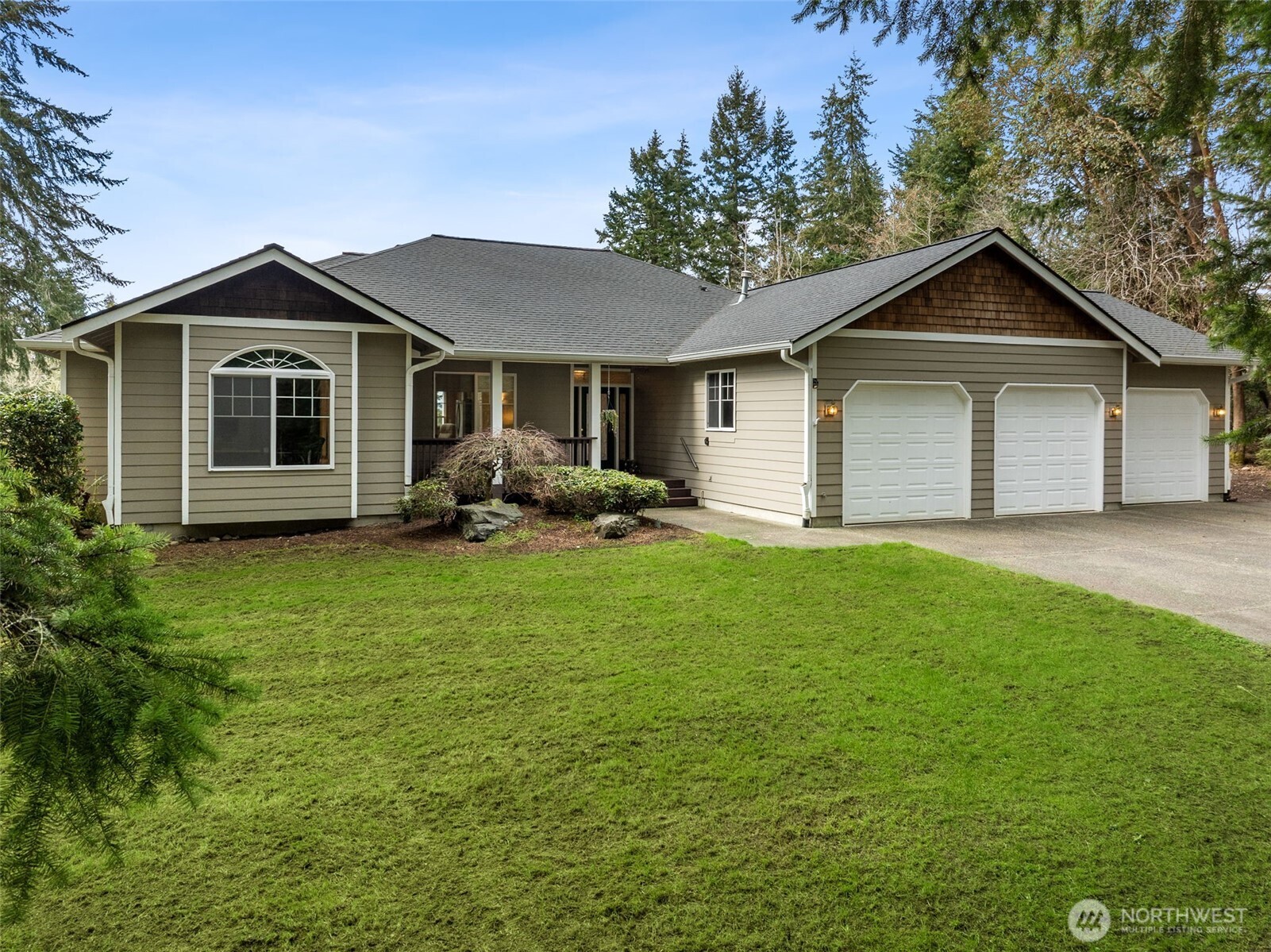 10200 NE Kingston View Court