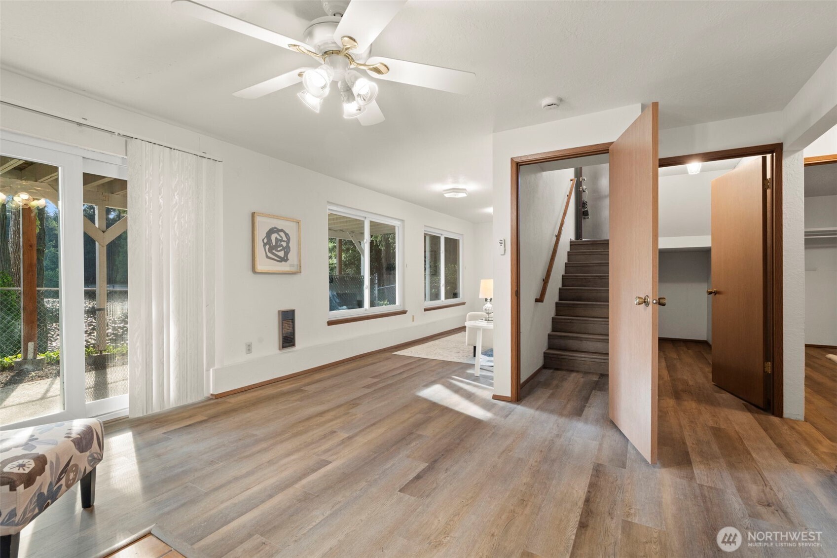 13496 Hillcrest St NW