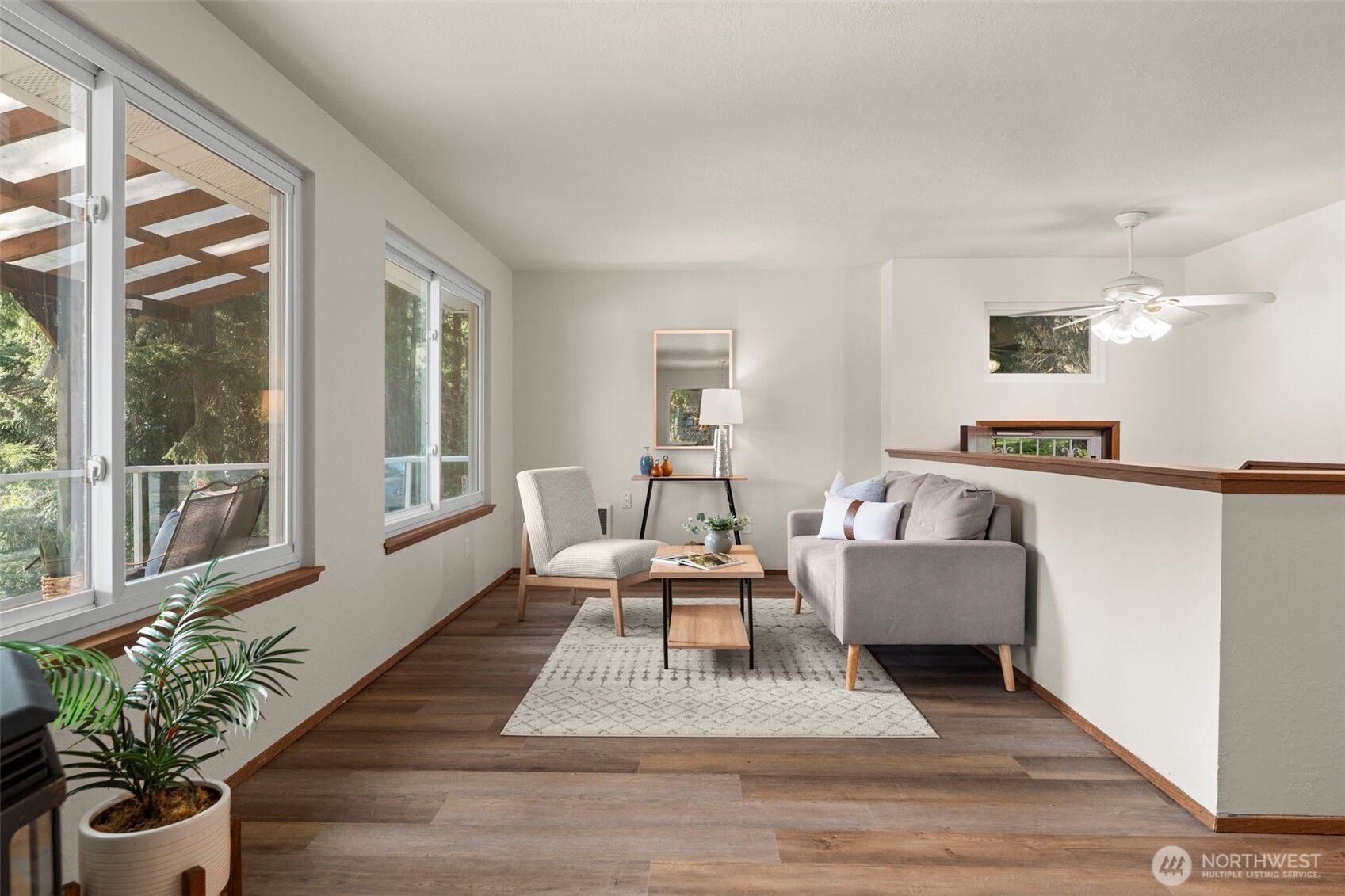 13496 Hillcrest St NW