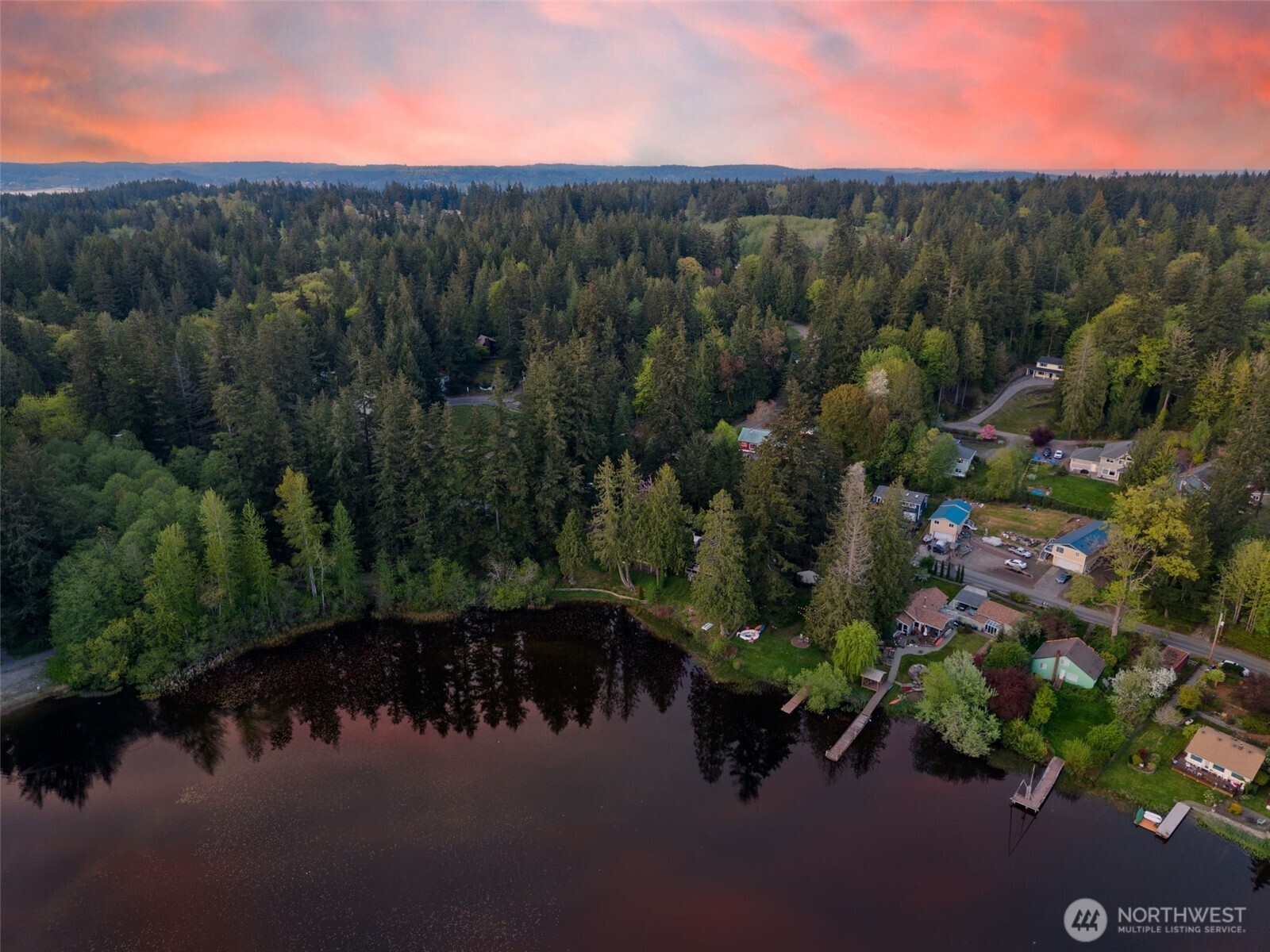 13496 Hillcrest St NW