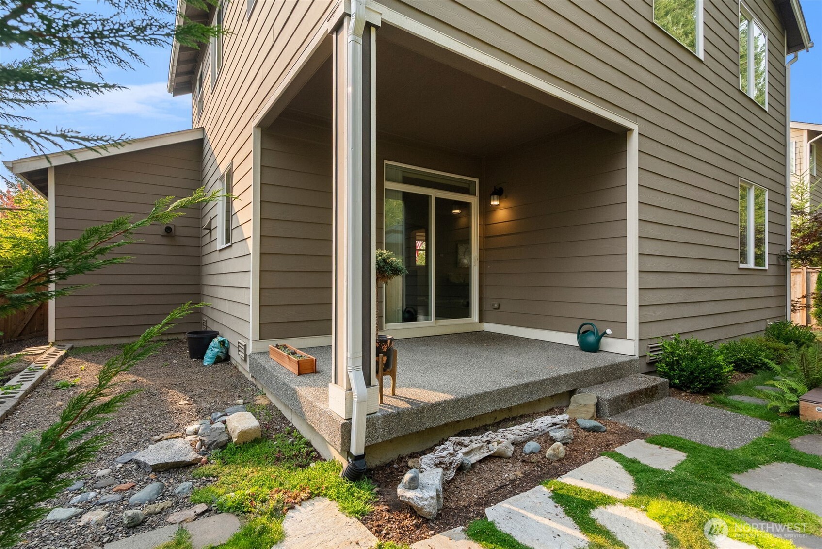 21772 NW Monterey Loop