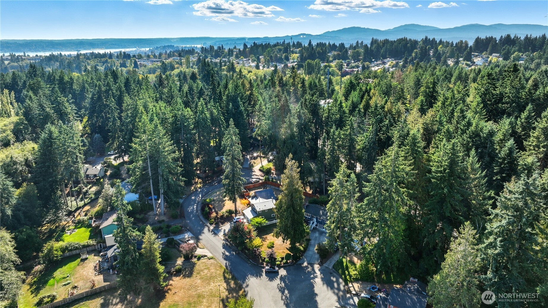 3975 Fischer Park Avenue NE