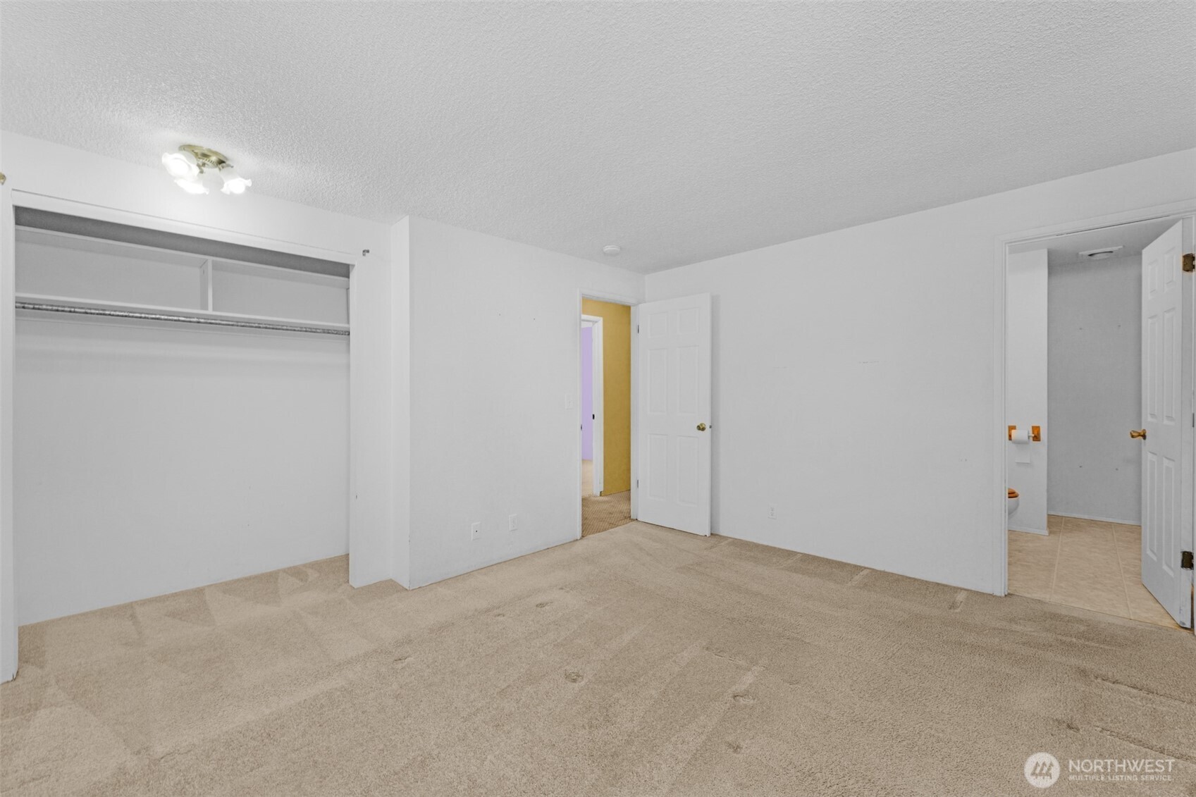 3975 Fischer Park Avenue NE