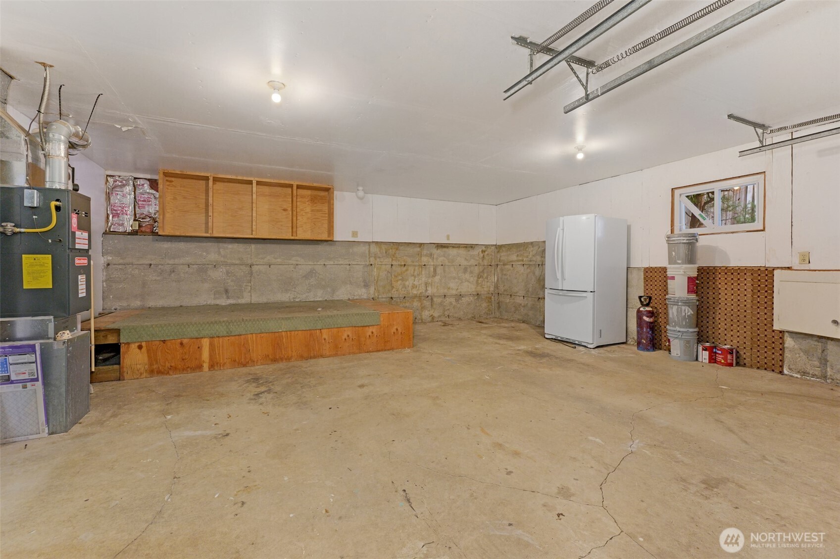 3975 Fischer Park Avenue NE