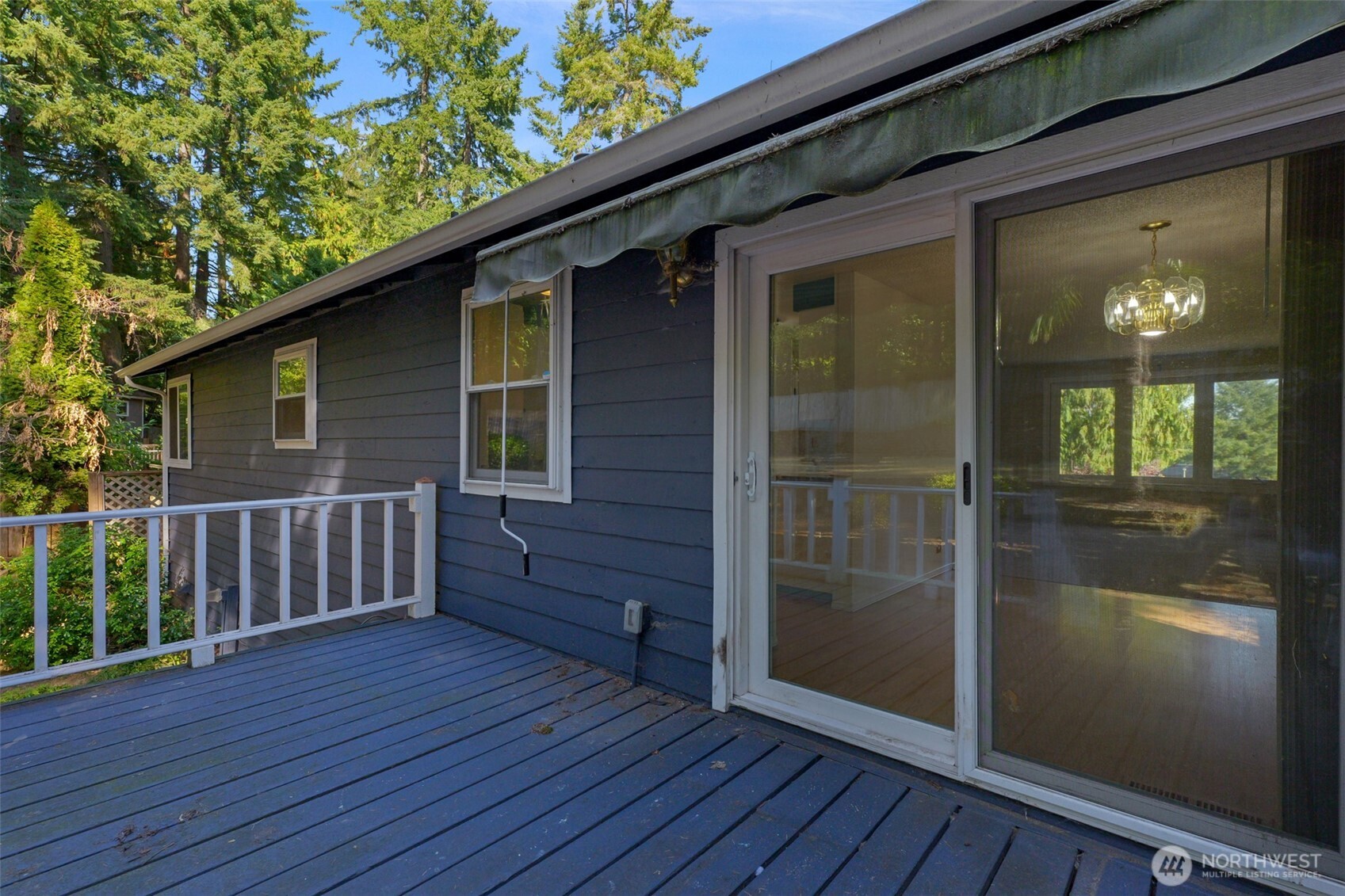 3975 Fischer Park Avenue NE