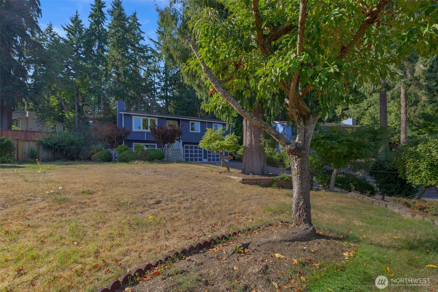 3975 Fischer Park Avenue NE