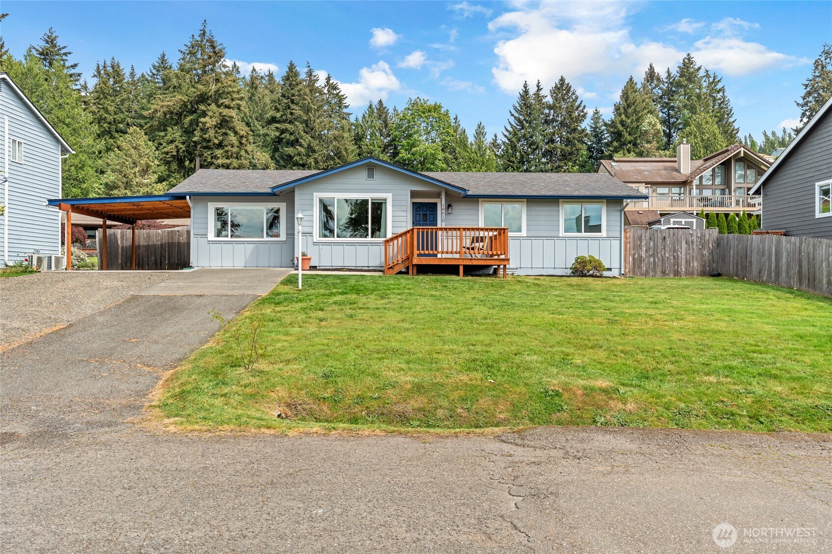 18610 10th Ave NE