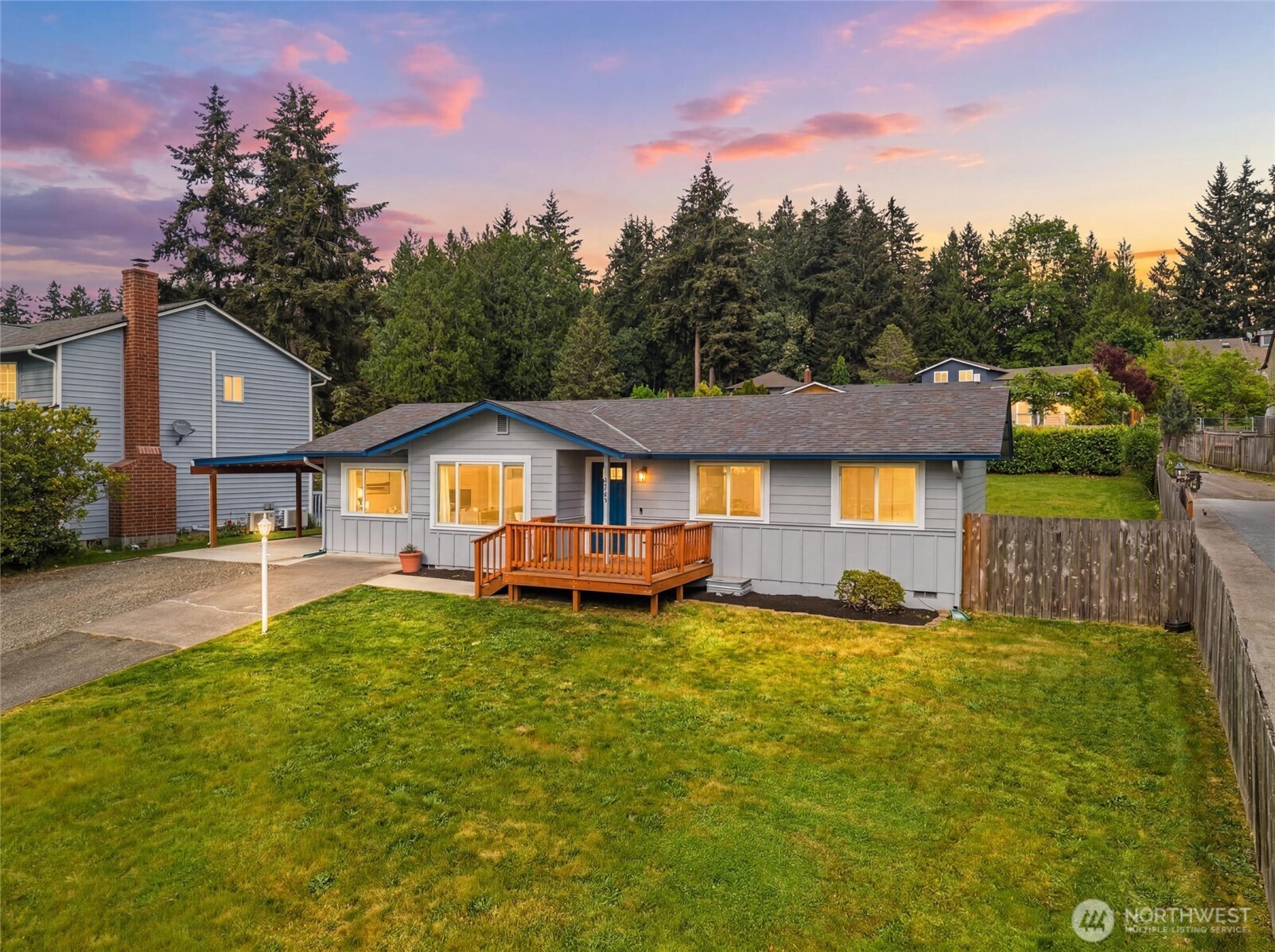 18610 10th Ave NE