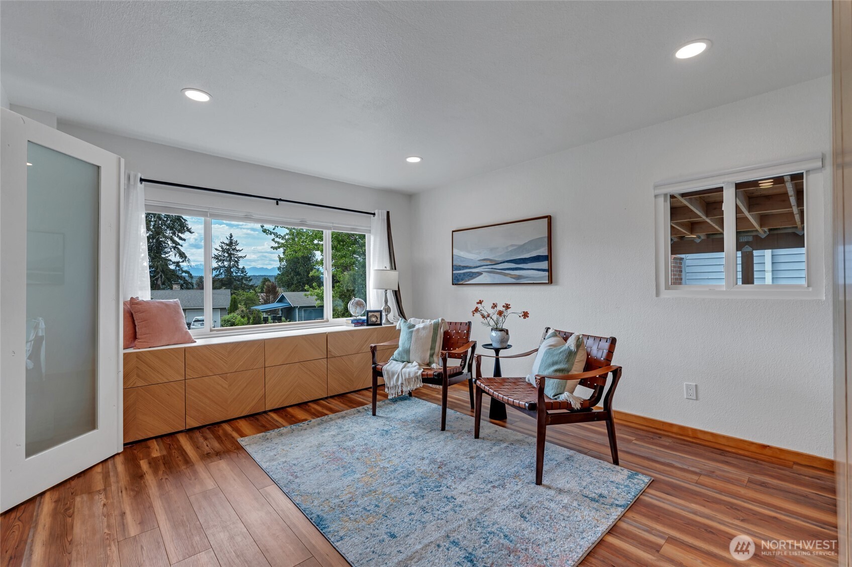 18610 10th Ave NE