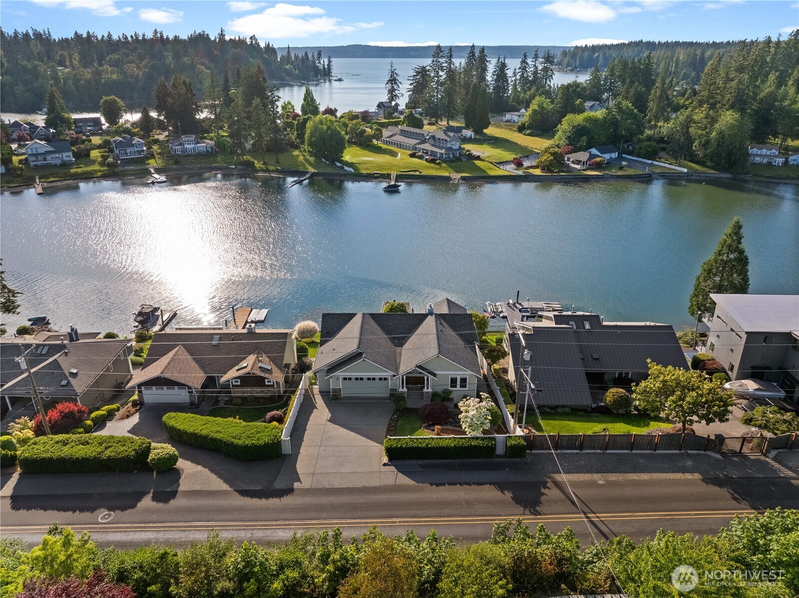 7804 Ray Nash Drive NW