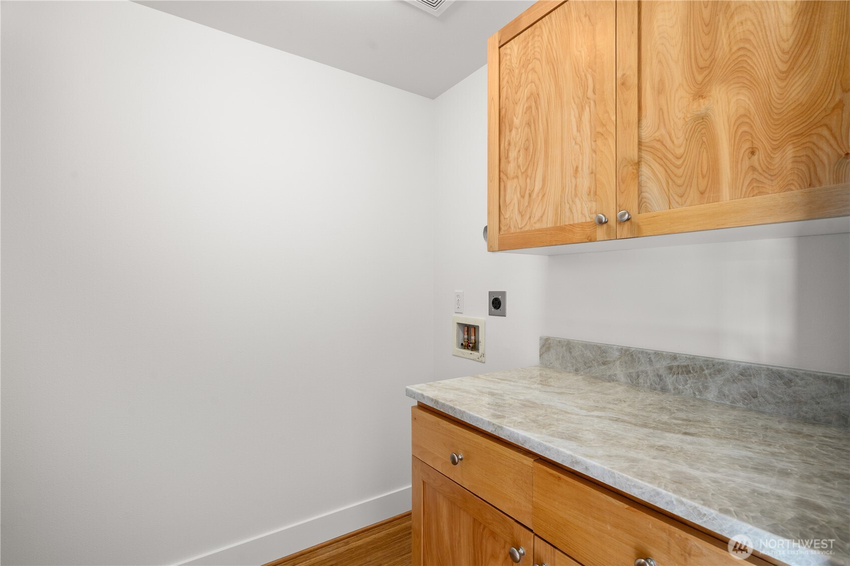 144 Wood Avenue SW Unit: 203