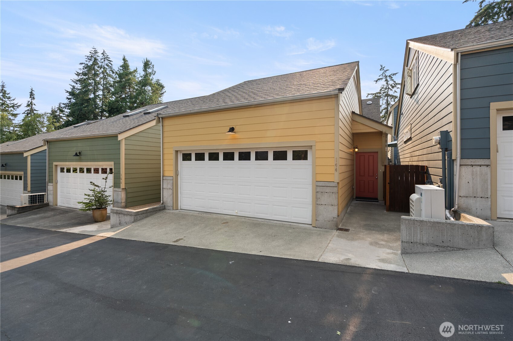 144 Wood Avenue SW Unit: 203