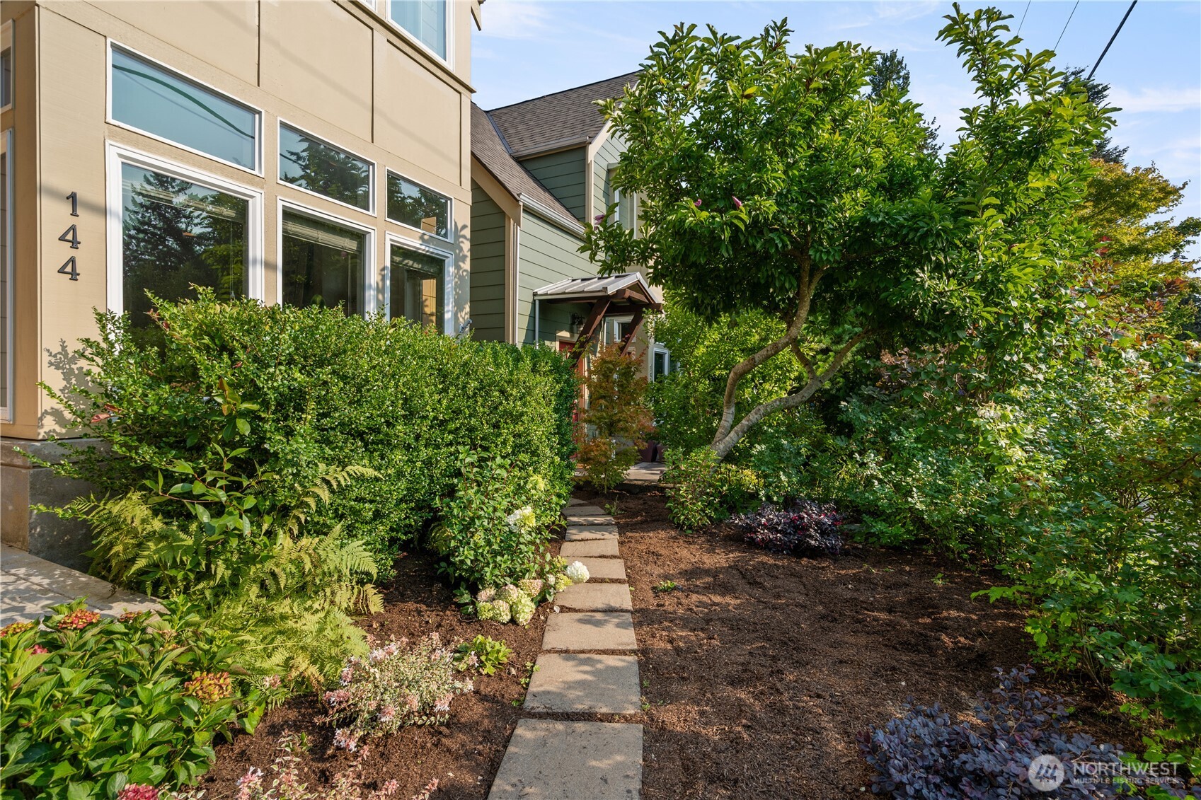 144 Wood Avenue SW Unit: 203
