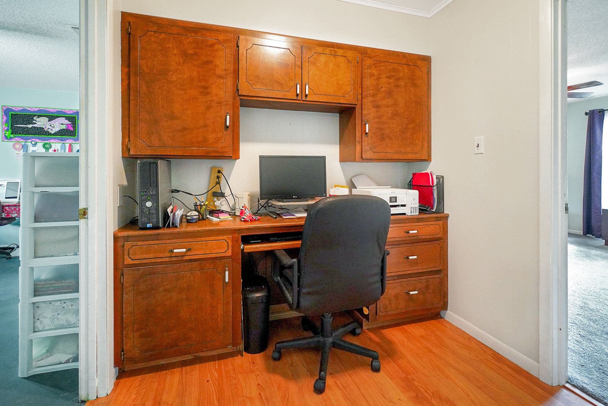 810 E Goode Street 5