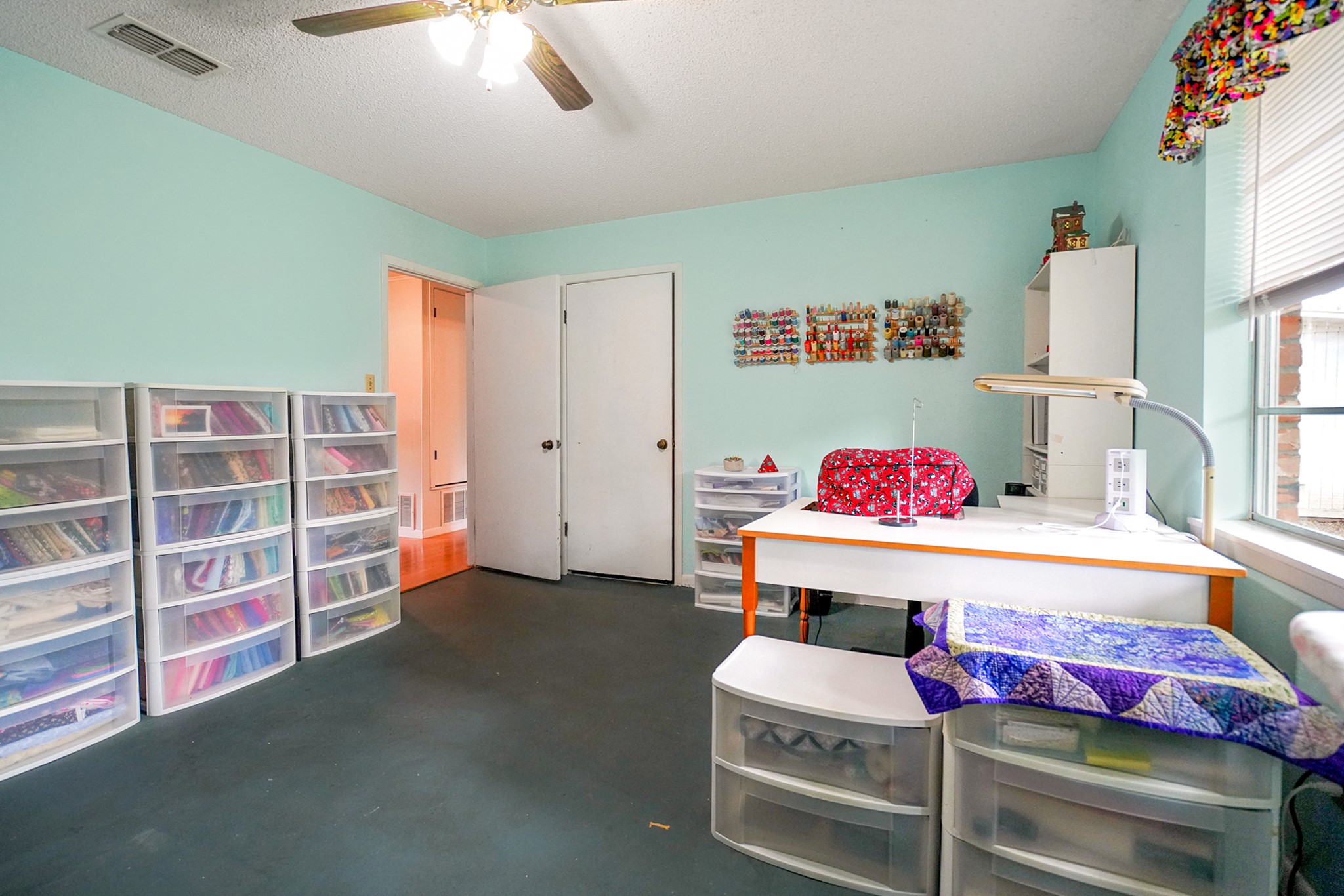 810 E Goode Street 5