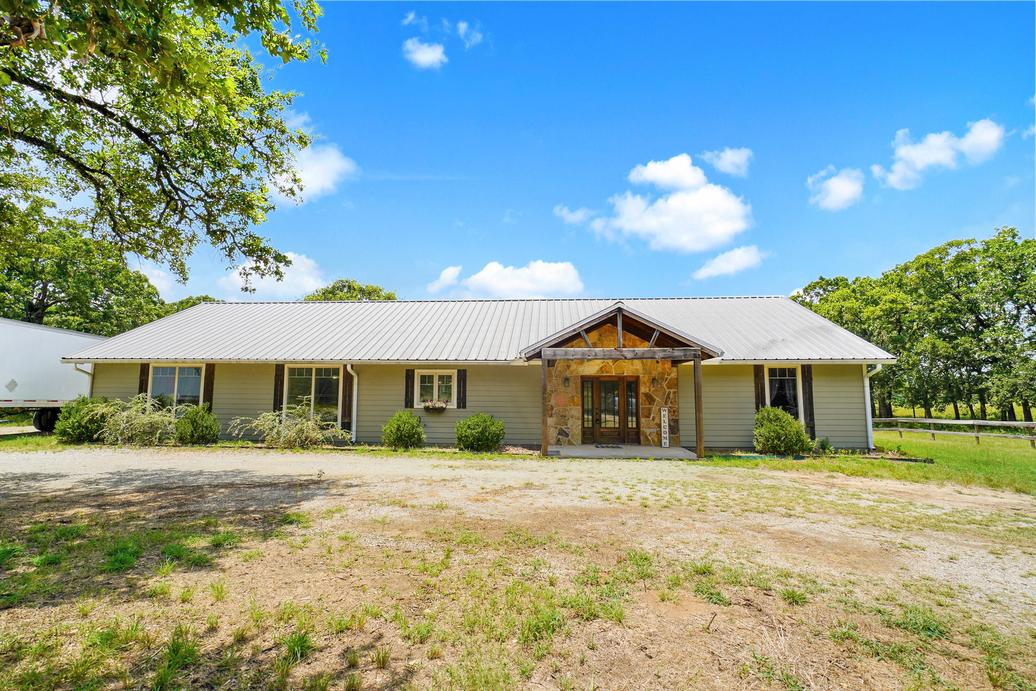 706 US HWY 84 W