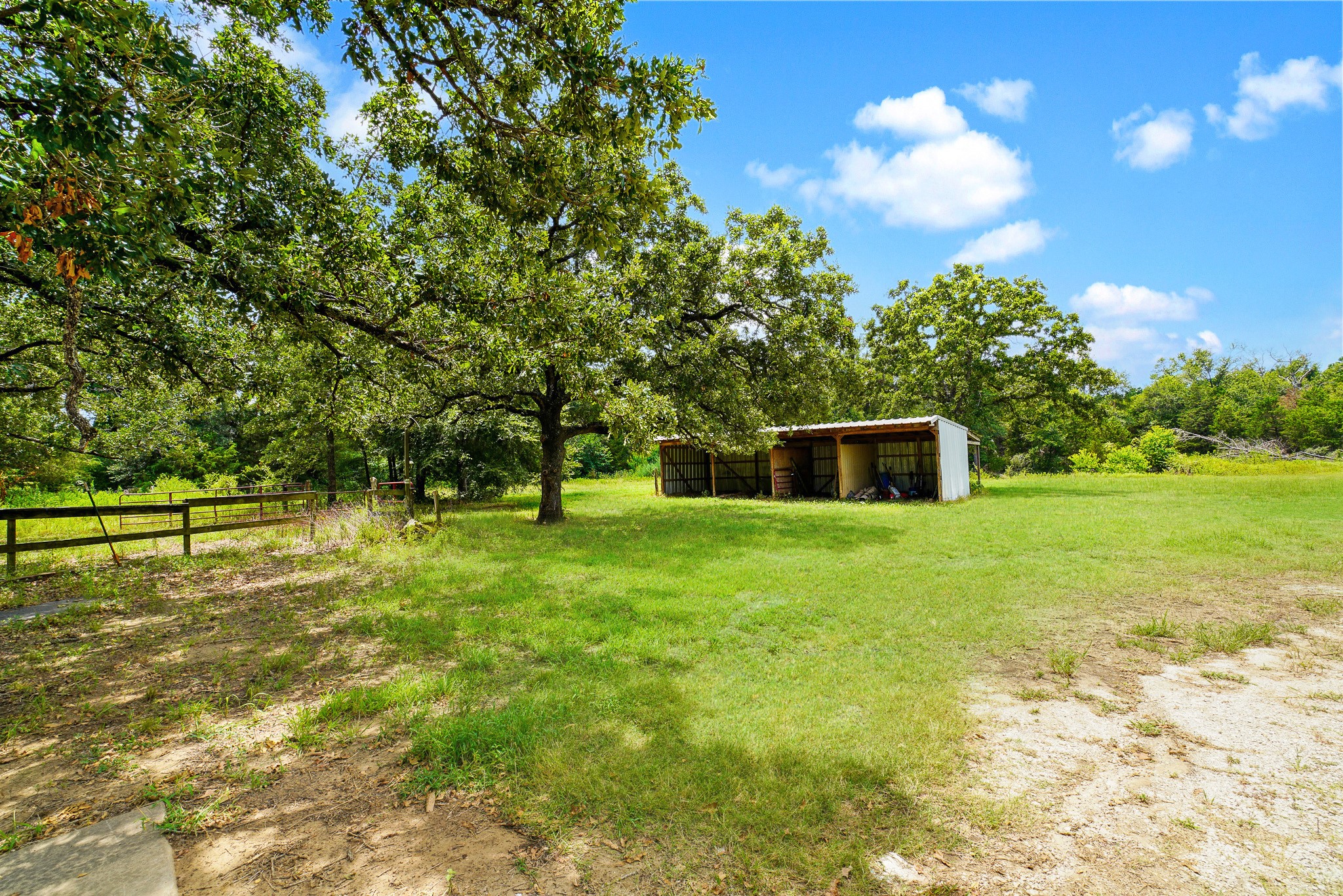 706 US HWY 84 W