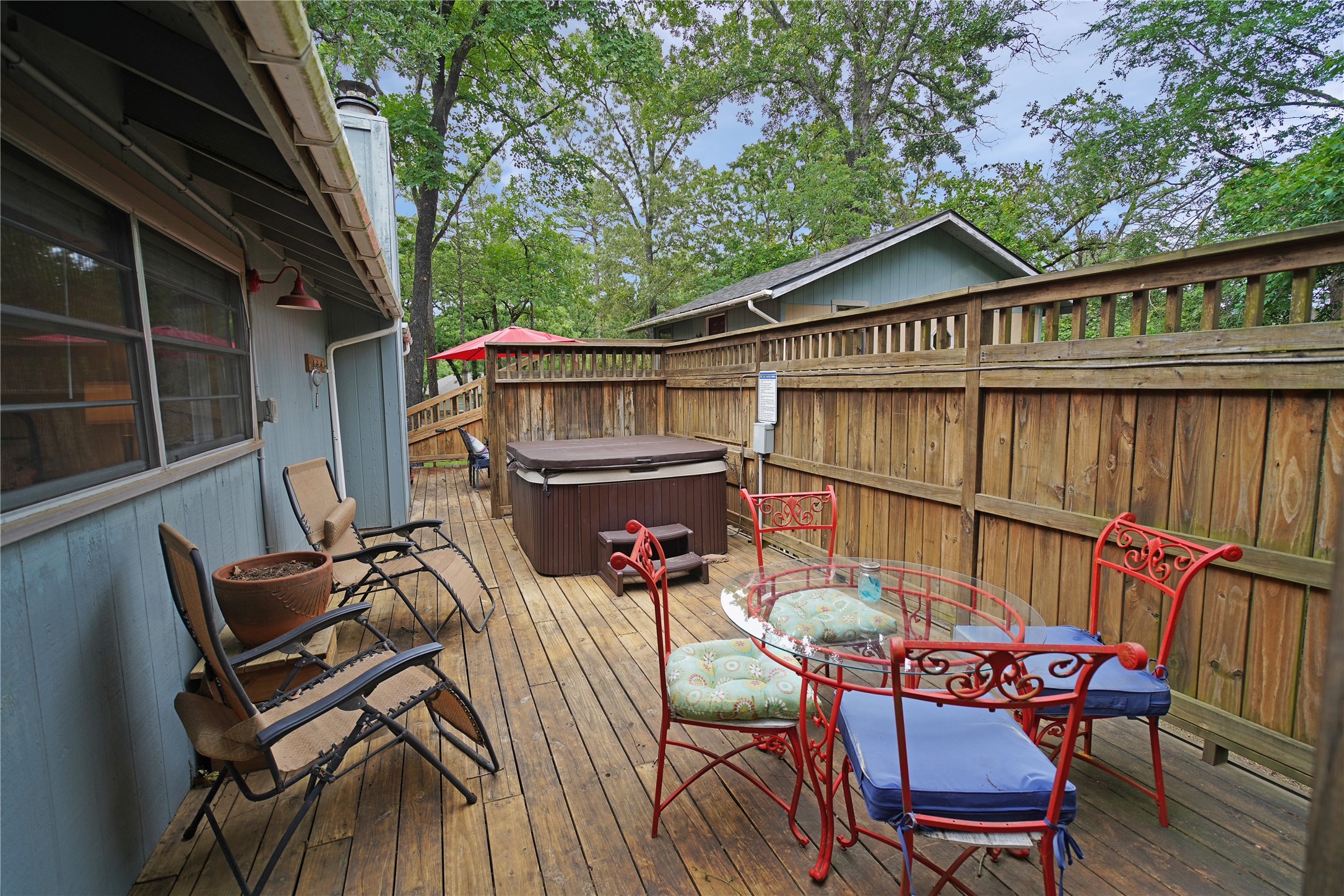 277 W Holly Trail