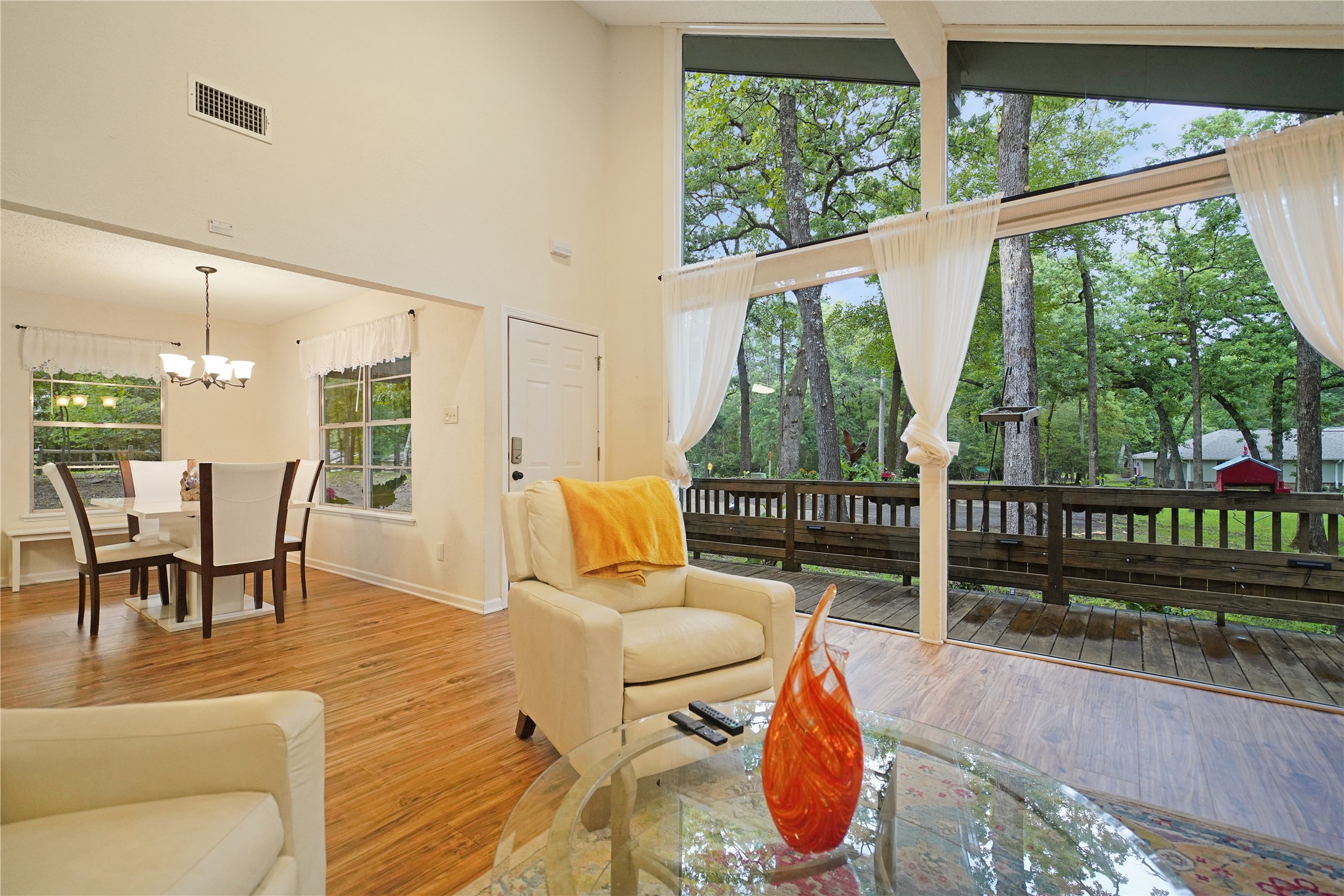 277 W Holly Trail