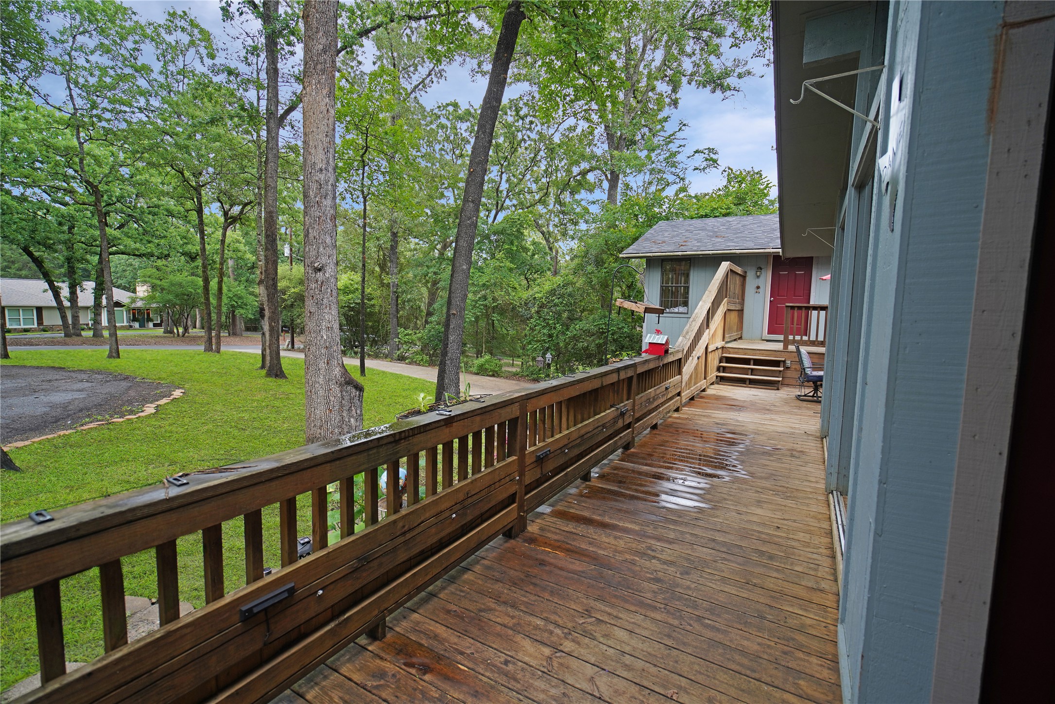 277 W Holly Trail