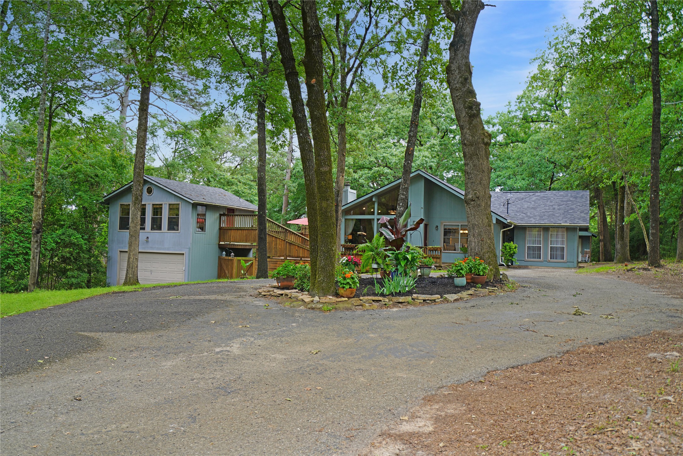 277 W Holly Trail