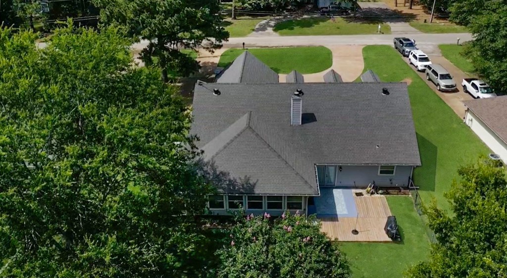 677 Green Meadow Trail