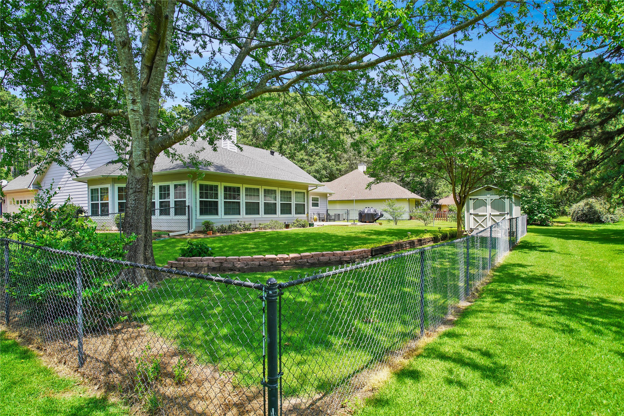 677 Green Meadow Trail