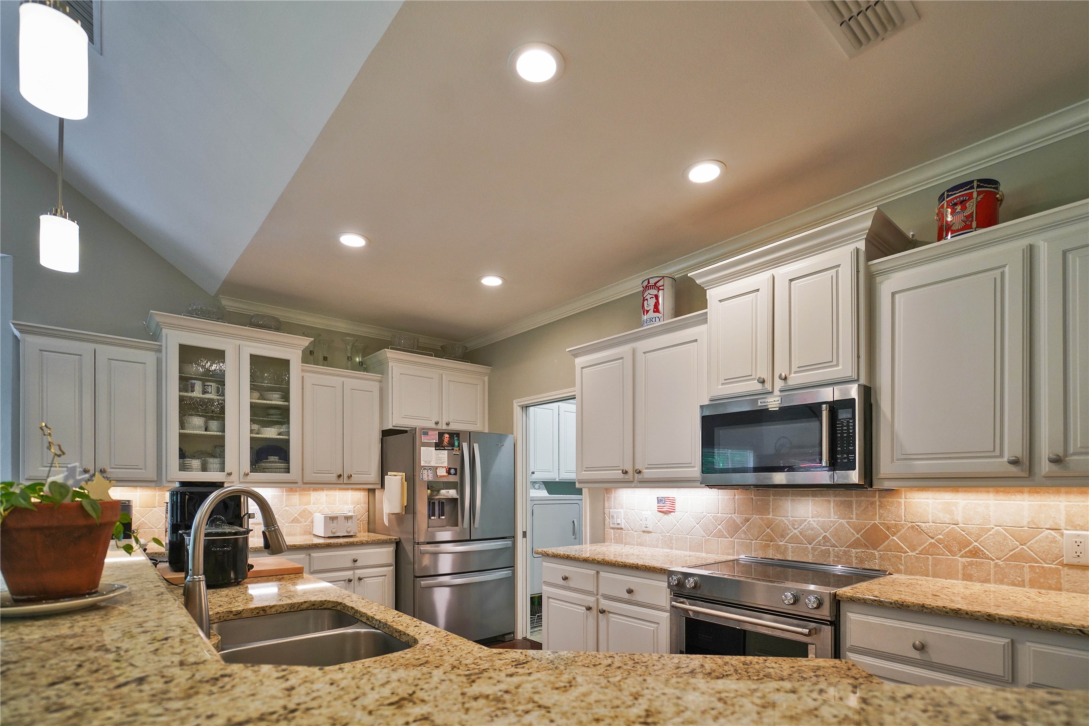 677 Green Meadow Trail