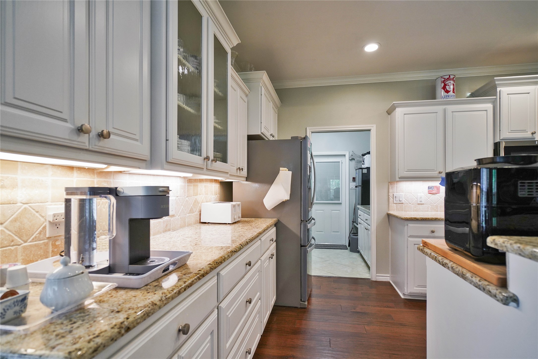 677 Green Meadow Trail