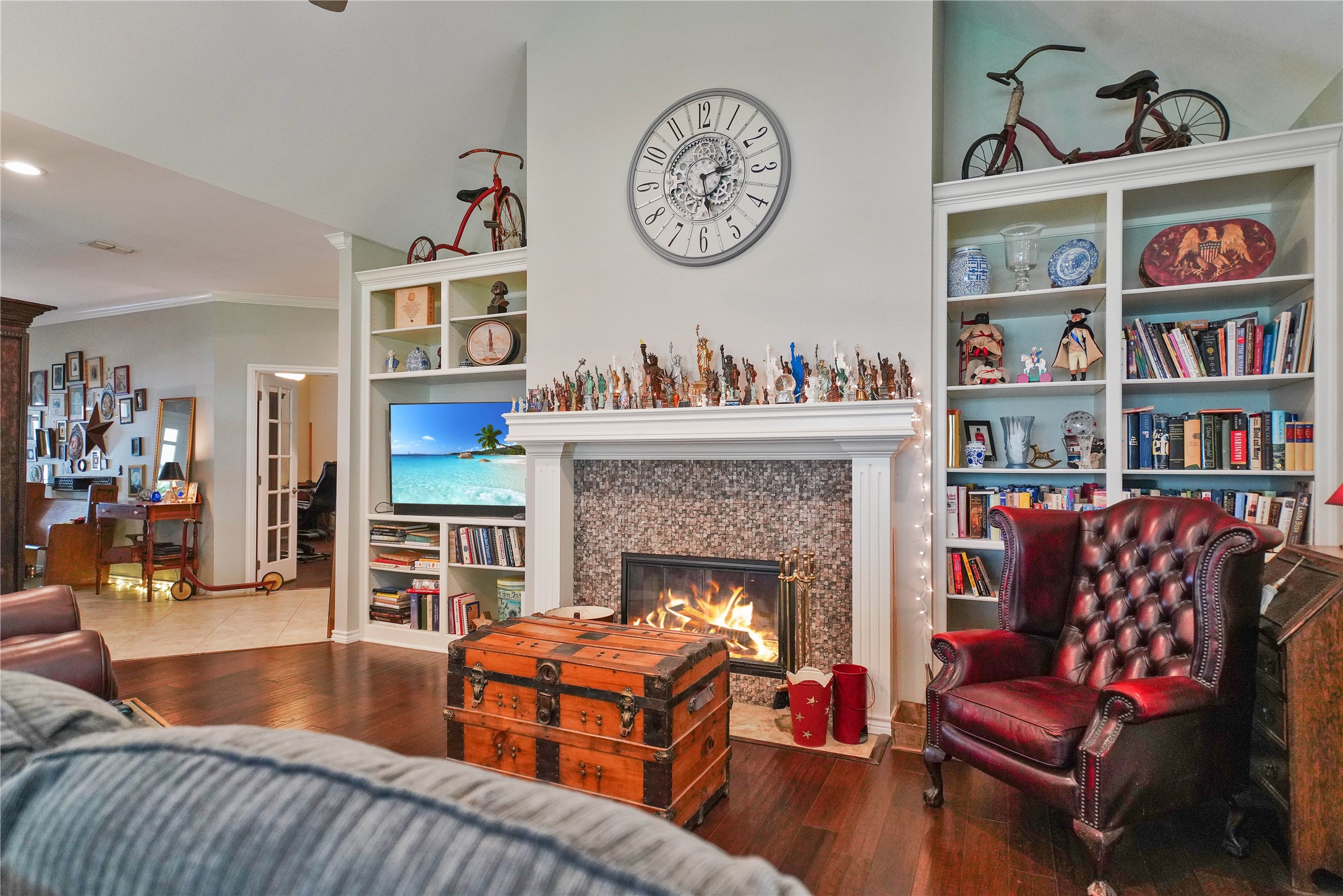 677 Green Meadow Trail