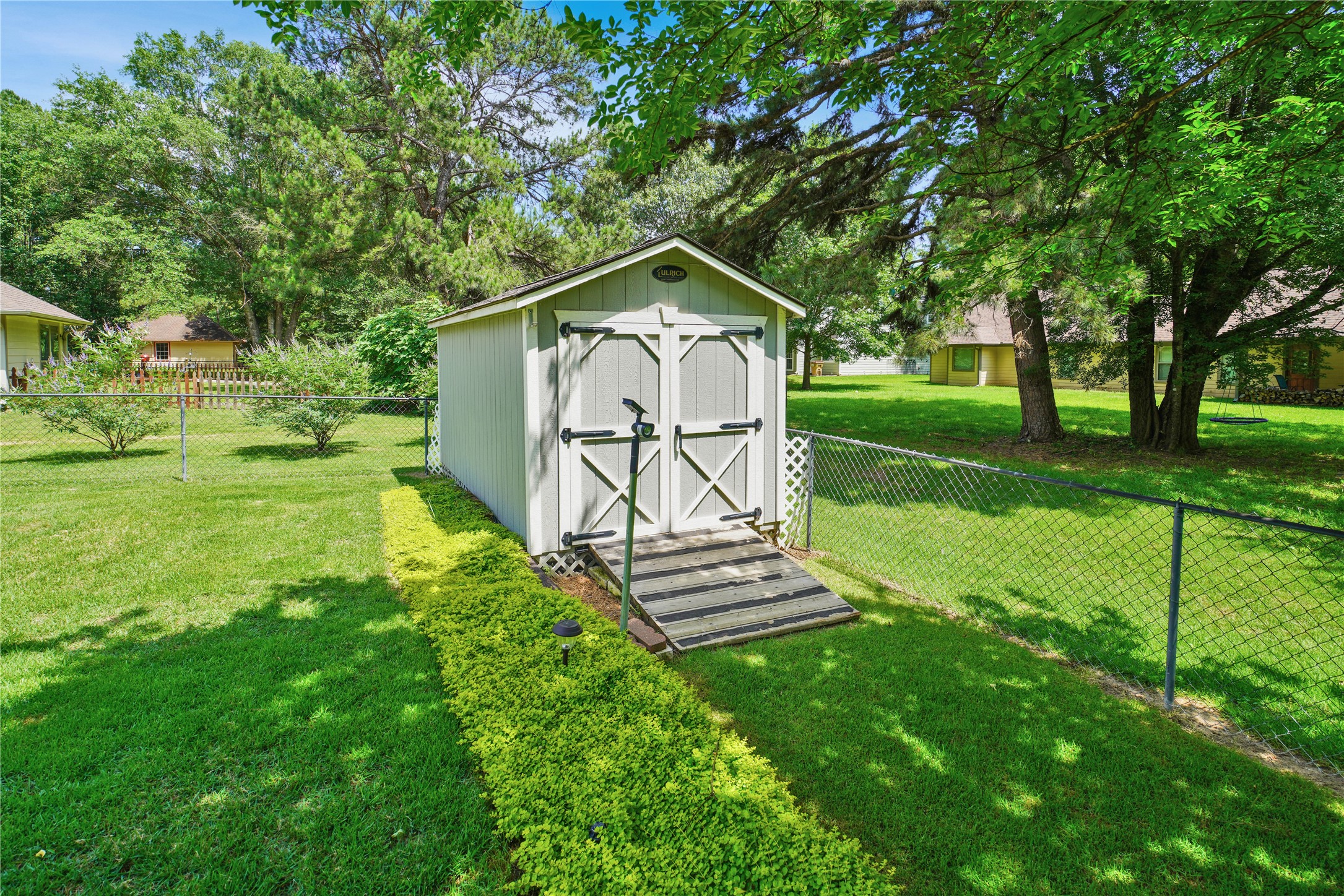 677 Green Meadow Trail