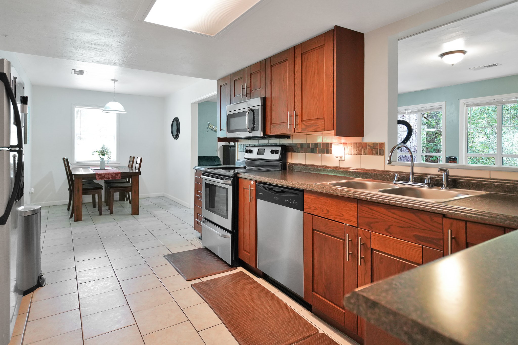 144 Pine Branch Glen